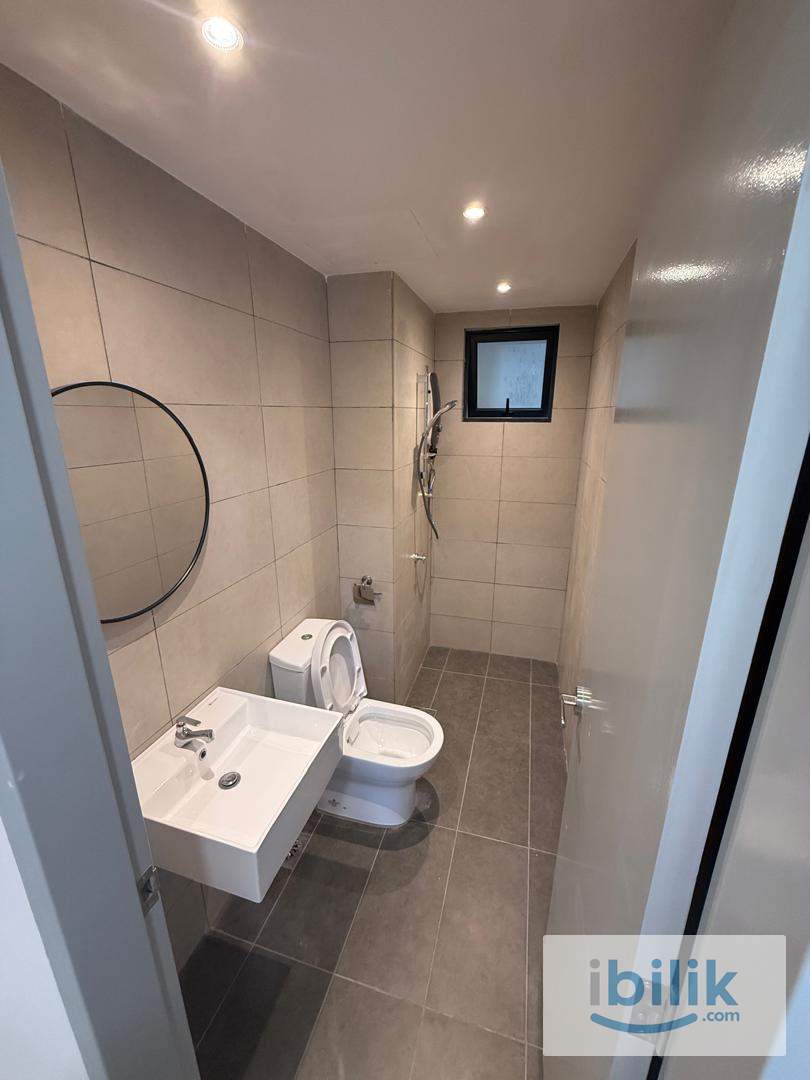 Fully Furnished Beautiful Balcony Room in Kepong  - Image 5