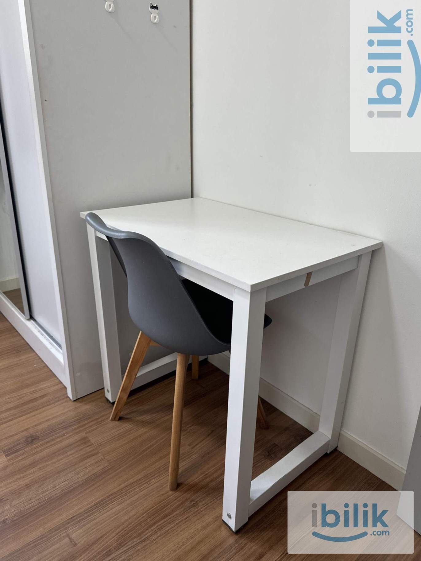 Near Maluri MRT Fully Furnished Middle Room  - Image 4