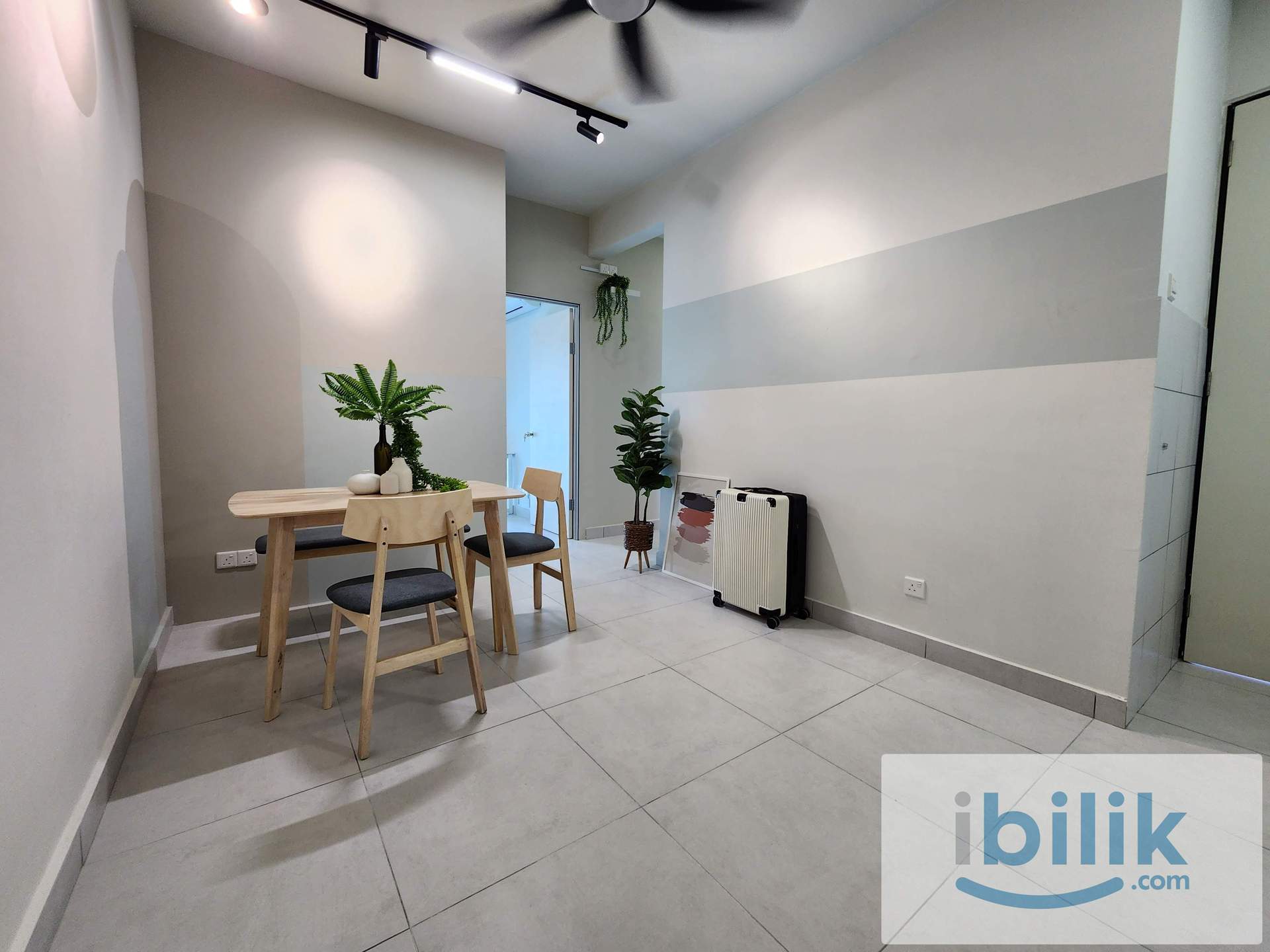 Fully Furnished Master Room near Taman Connaught MRT  - Image 6