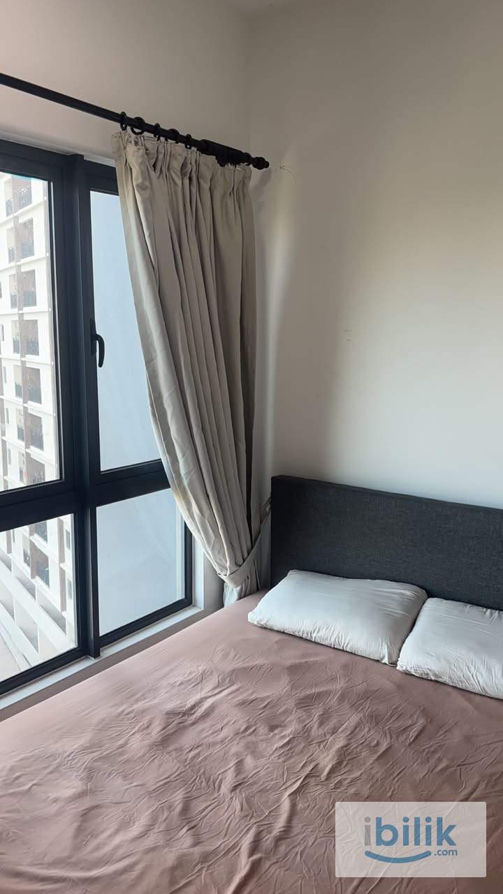 Beautiful View Fully Furnished Middle Room near Sentul  - Image 2