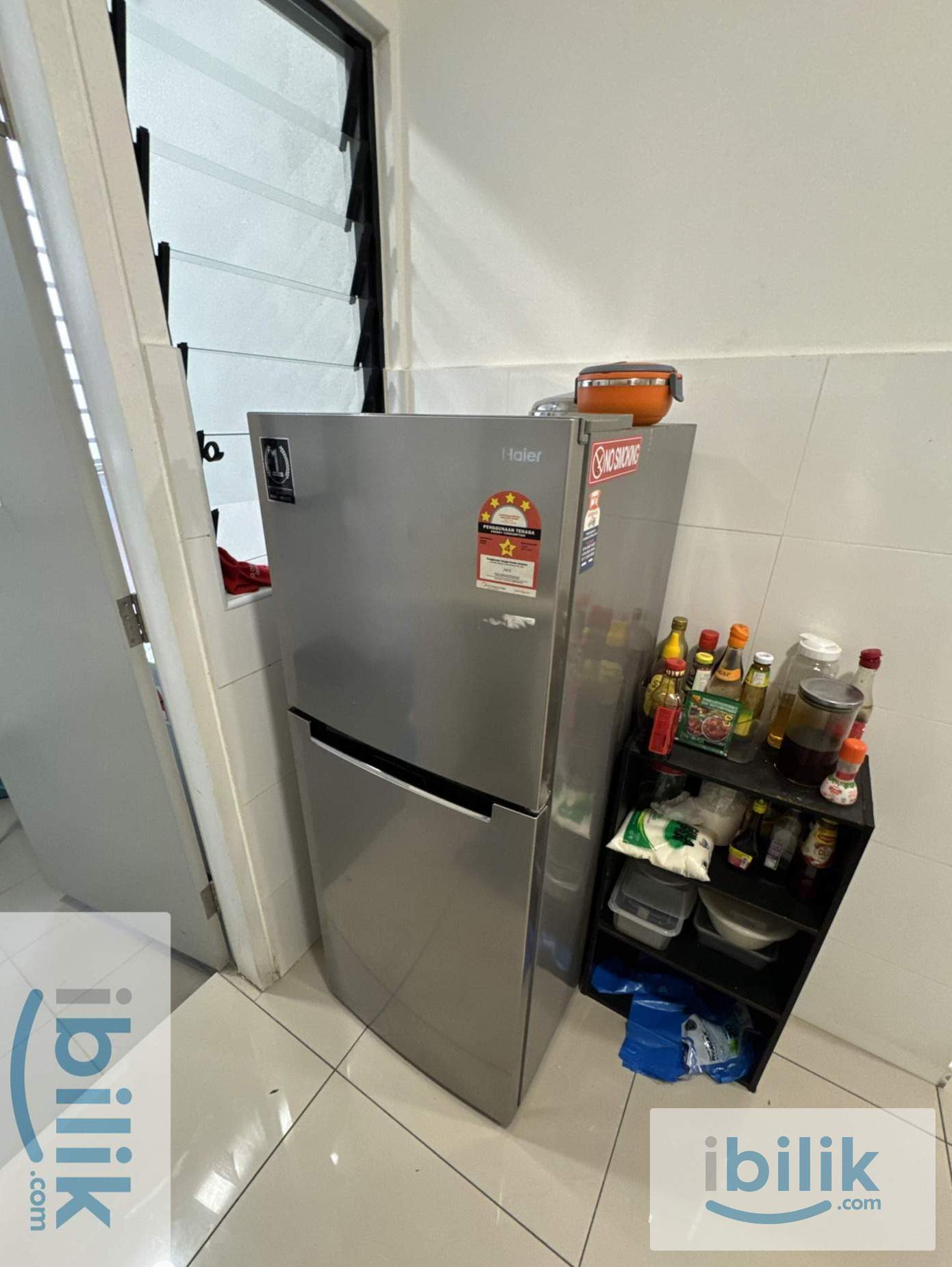 Zero Deposit Fully Furnished Middle Room near Subang west - Image 7