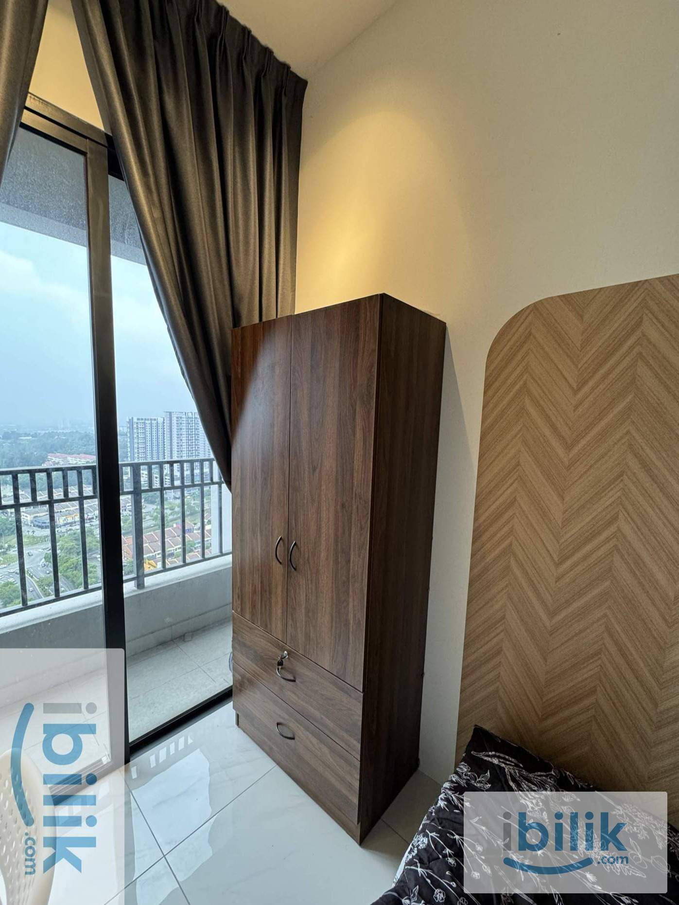 Zero Deposit Female Unit Fully Furnished Single Room  - Image 8