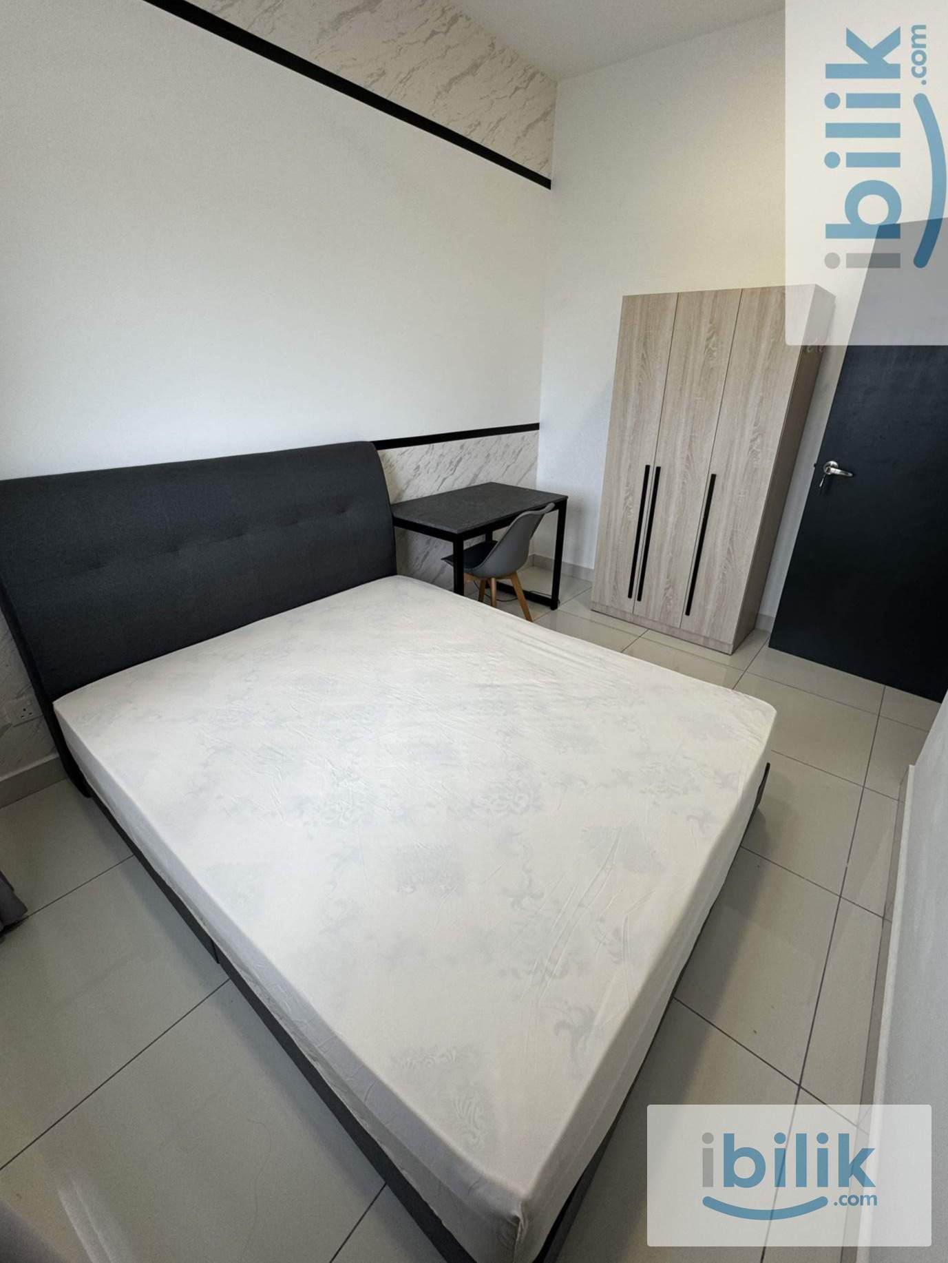 Cosy Middle Room + 1Car Park near Setia Alam - Image 2