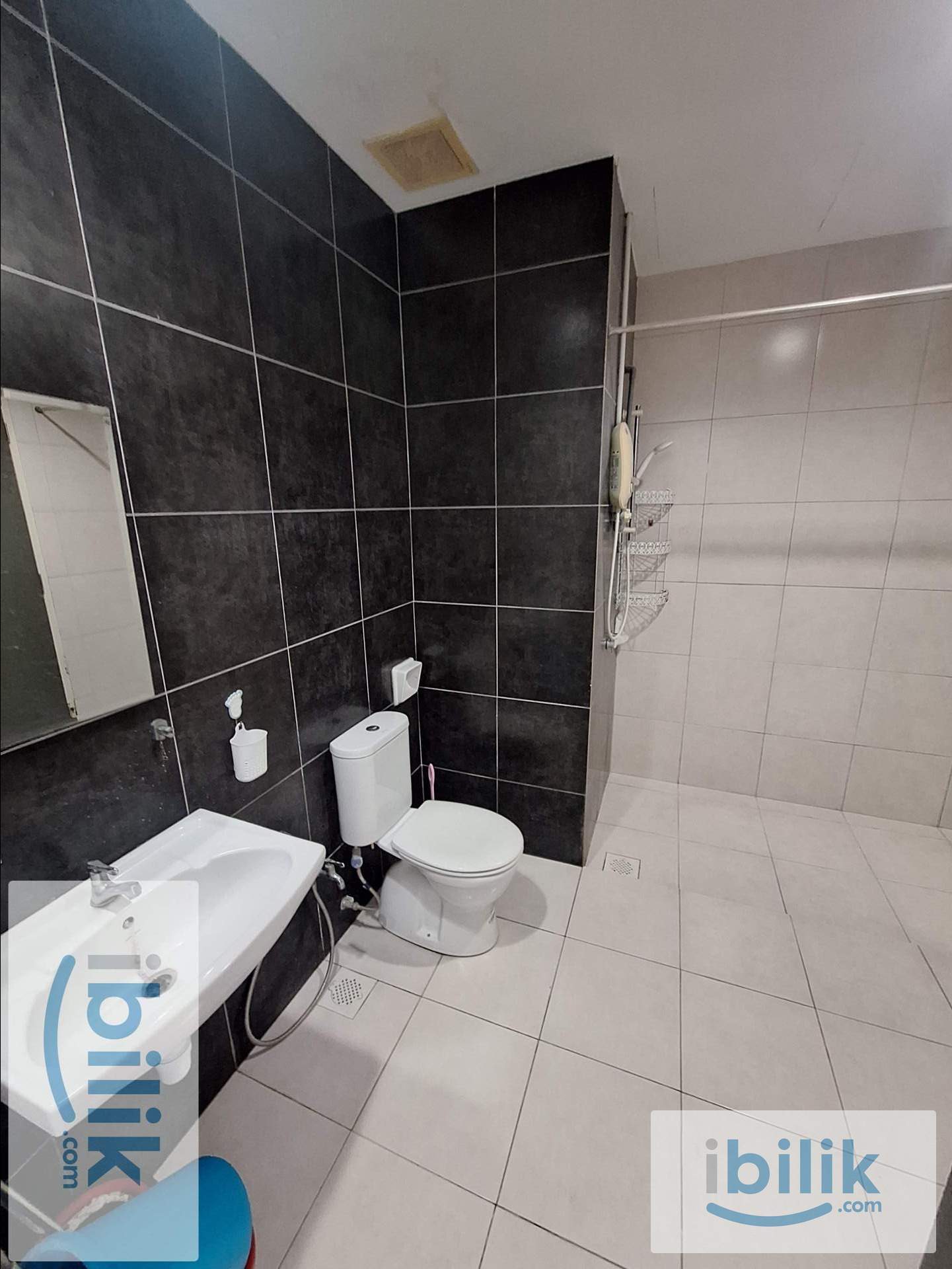 Cyberjaya @D'pulze service residence  1 bed type unit Fully Furnished for rent - Image 9