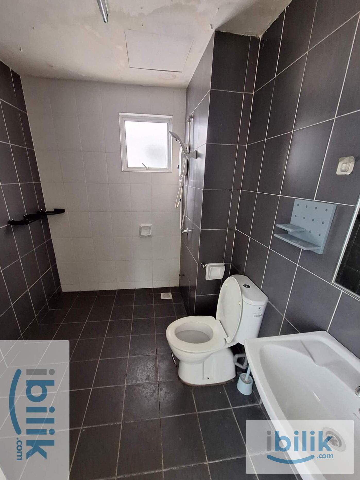The Arc@ Cyberjaya fully furnished monthly rental RM 1500 only - Image 9