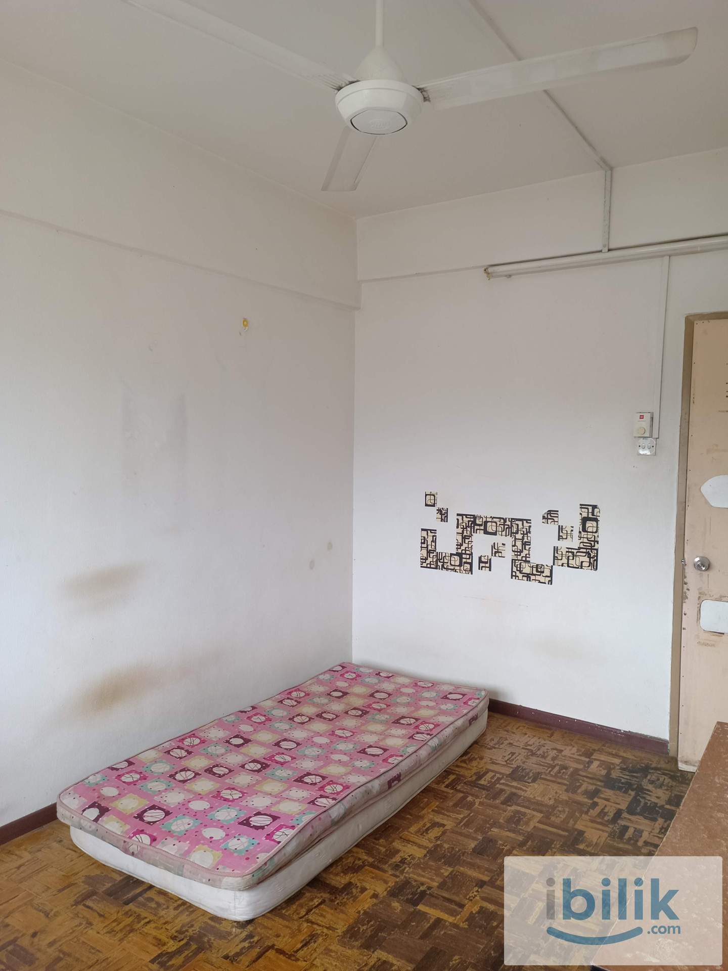 B-12-15 Big Singer Room - Image 3