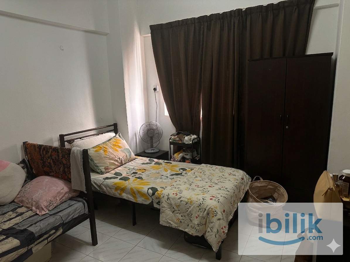 Master Bedroom For Rent at Vista Angkasa | Fully furnished - Image 1