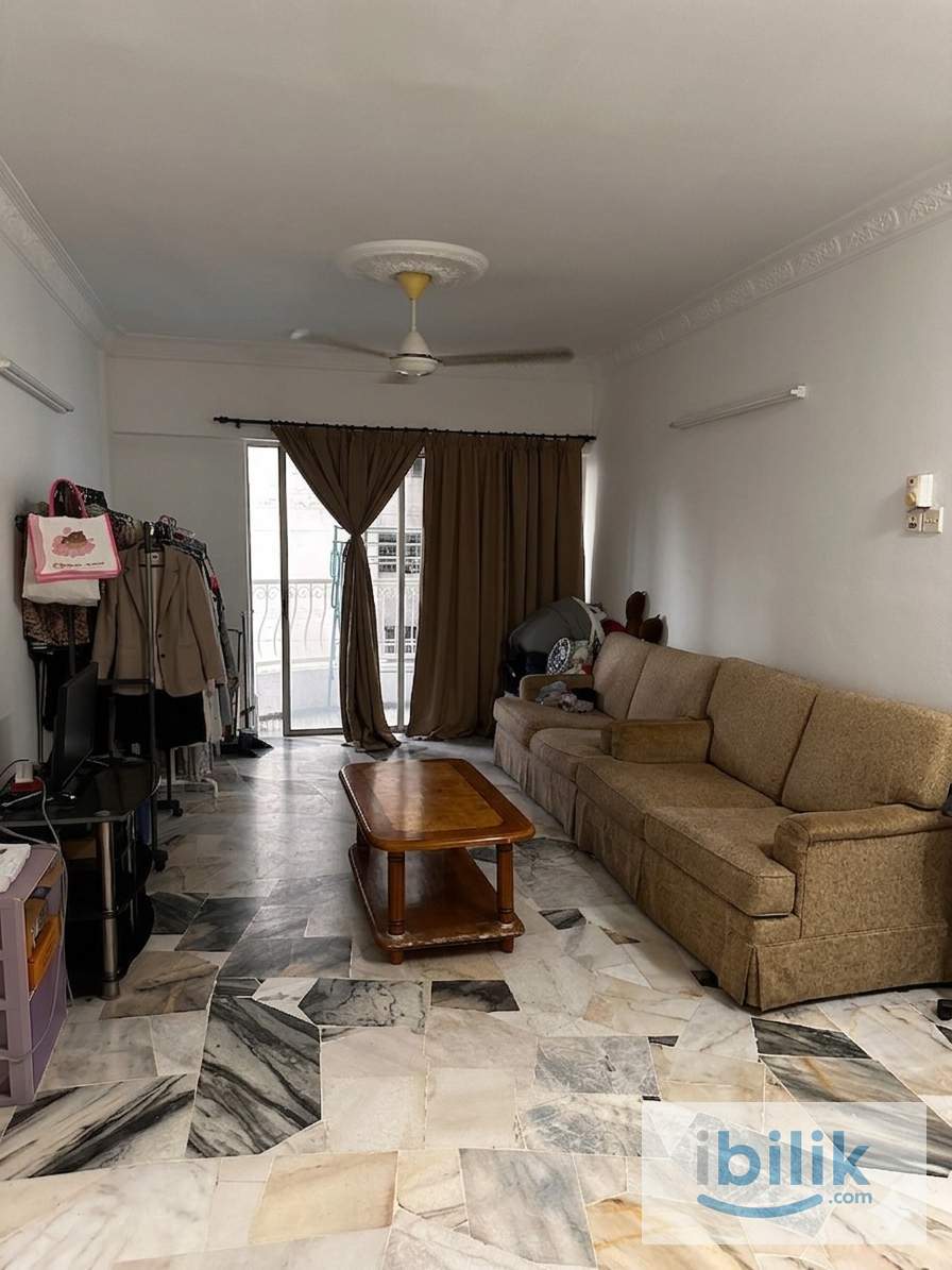 Master Bedroom For Rent at Vista Angkasa | Fully furnished - Image 9