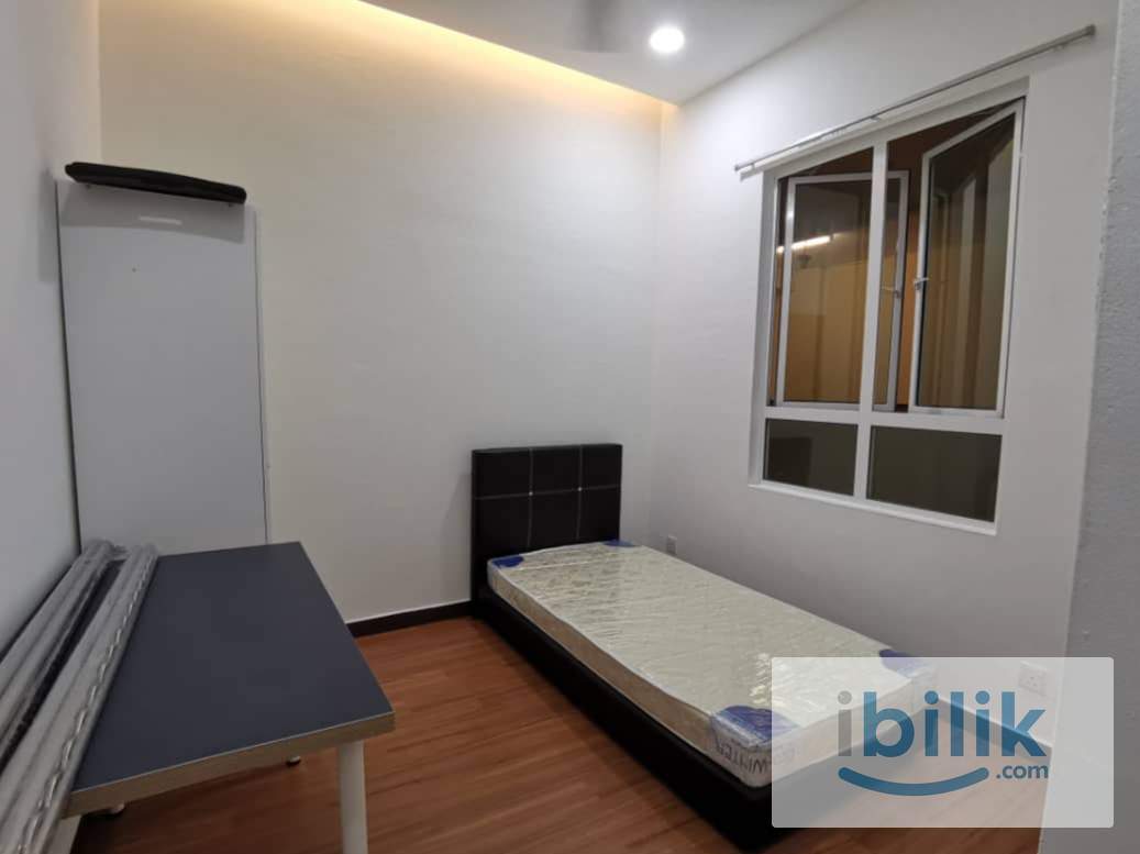 Female- Friendly Living Room for Rent ( Safe, Clean Comfortable)  - Image 1