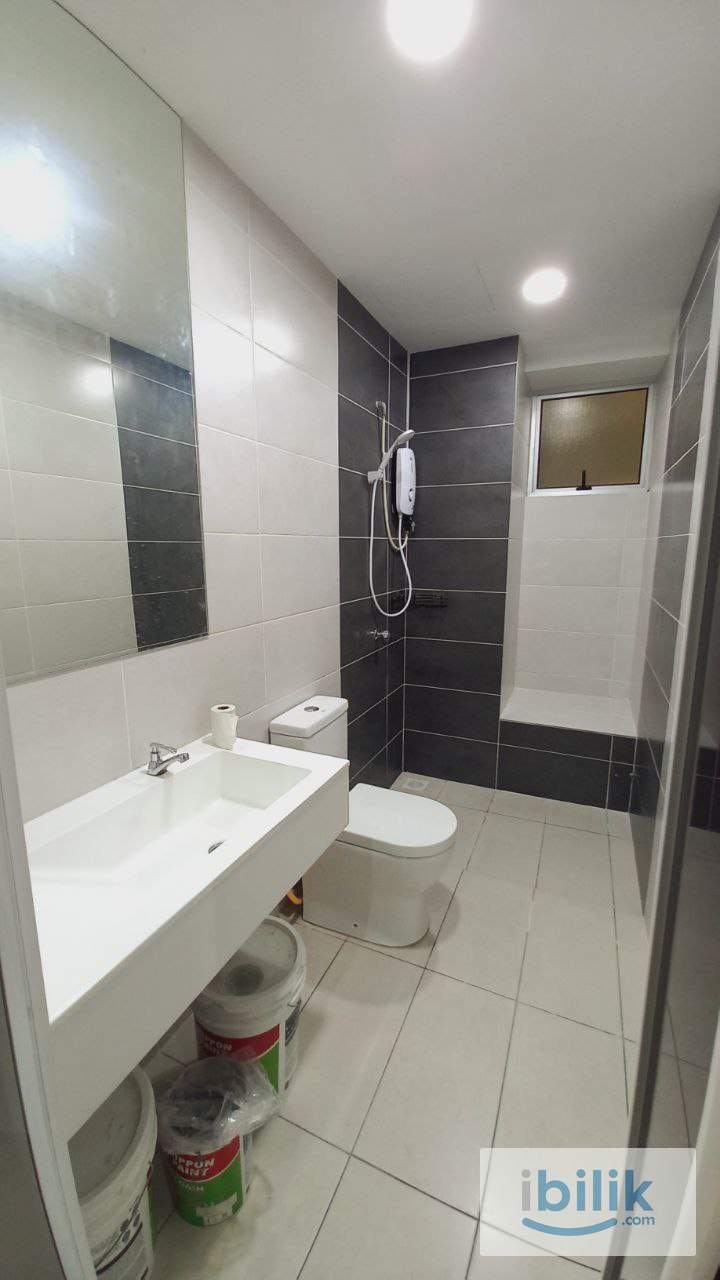 Balcony Room 🔥 at PV18 SETAPAK Fully Furnished with Internet & Cleaning (LRT Wangsa Maju LRT Tmn Melati) - Image 5