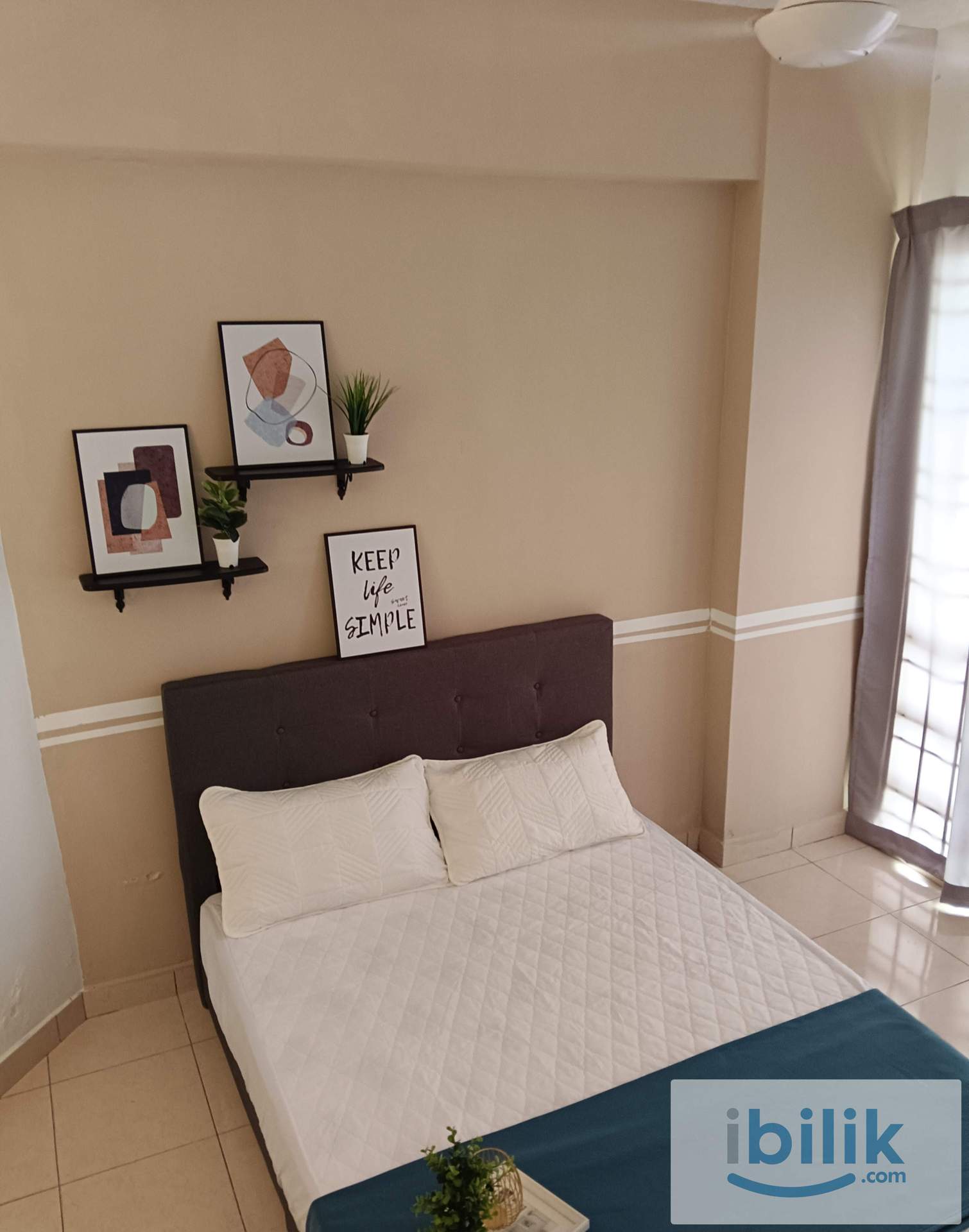 Female unit, large Medium Room, 10 mins walk to LRT  - Image 1