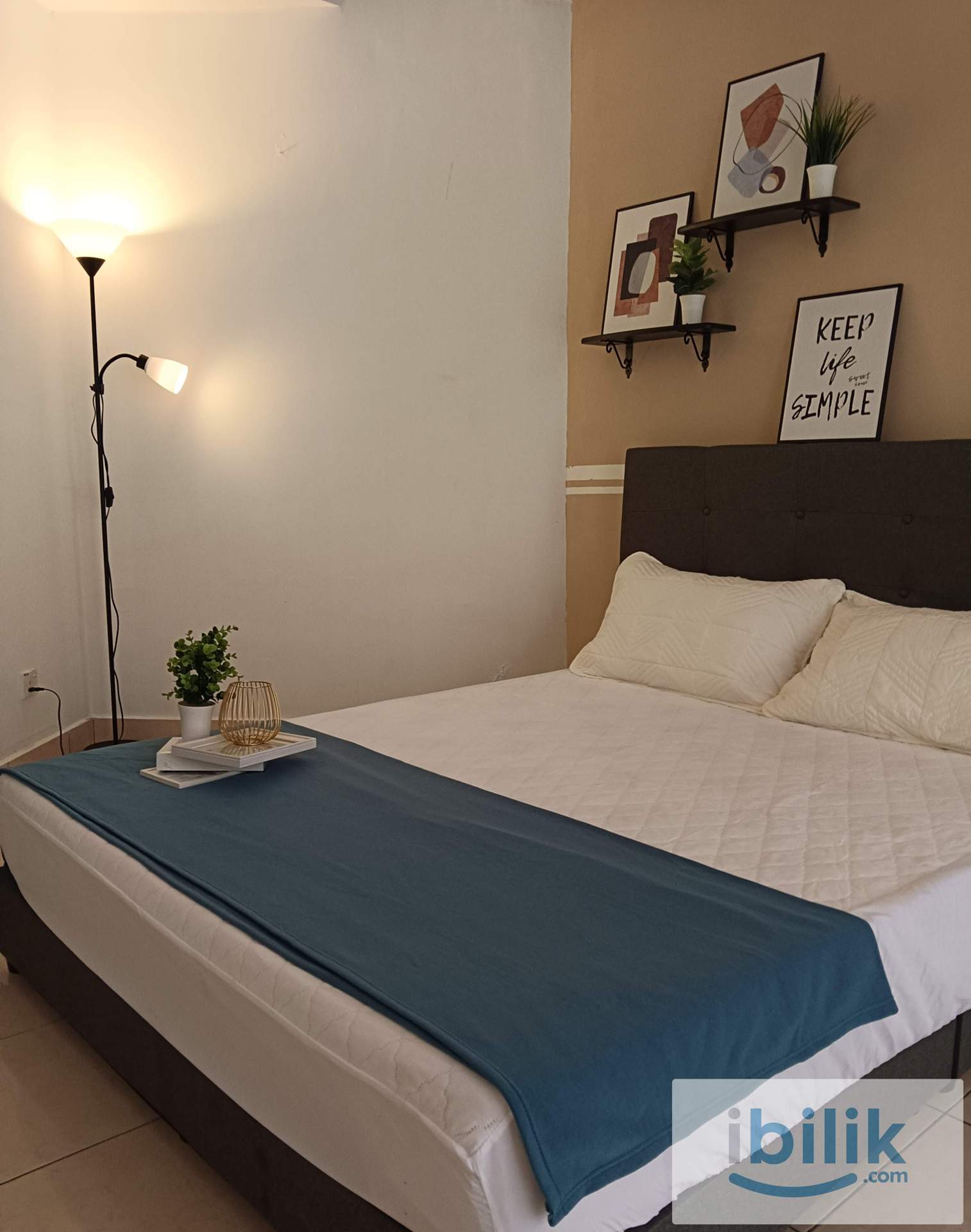 Female unit, large Medium Room, 10 mins walk to LRT  - Image 2