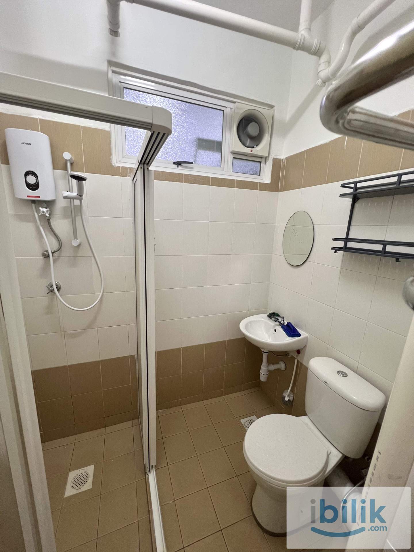 Bayan Baru Room For Rent - Image 8