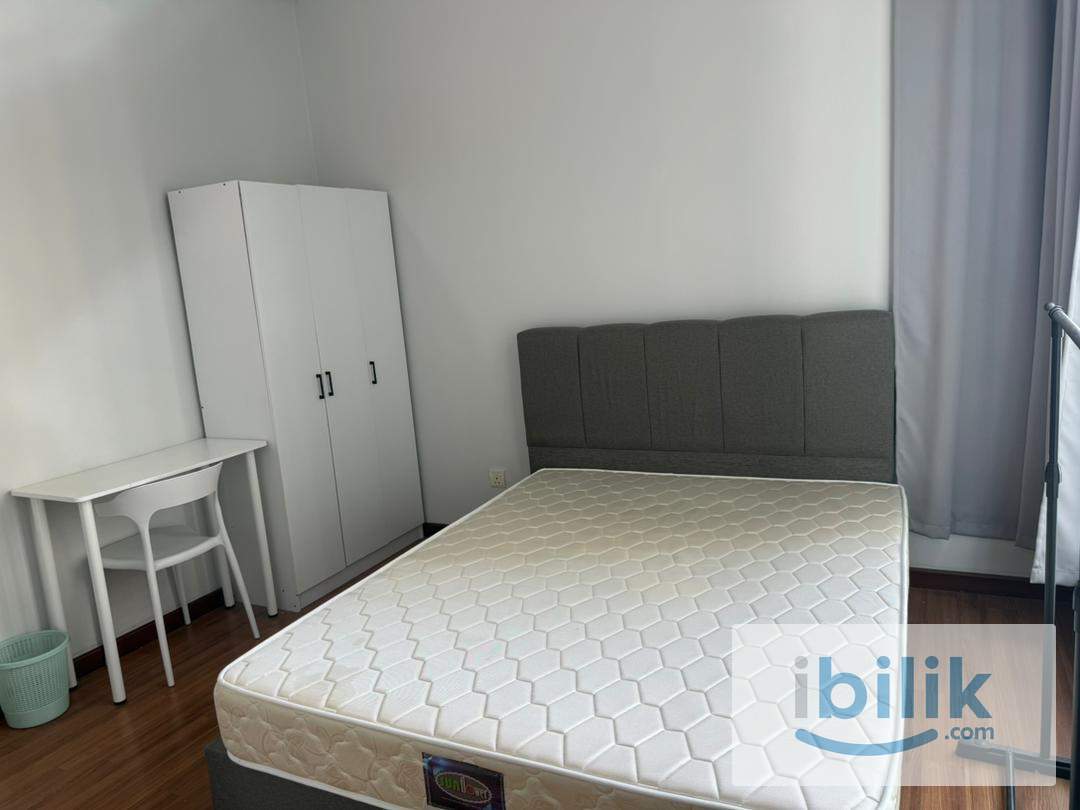 Female Unit Master Room - Image 1