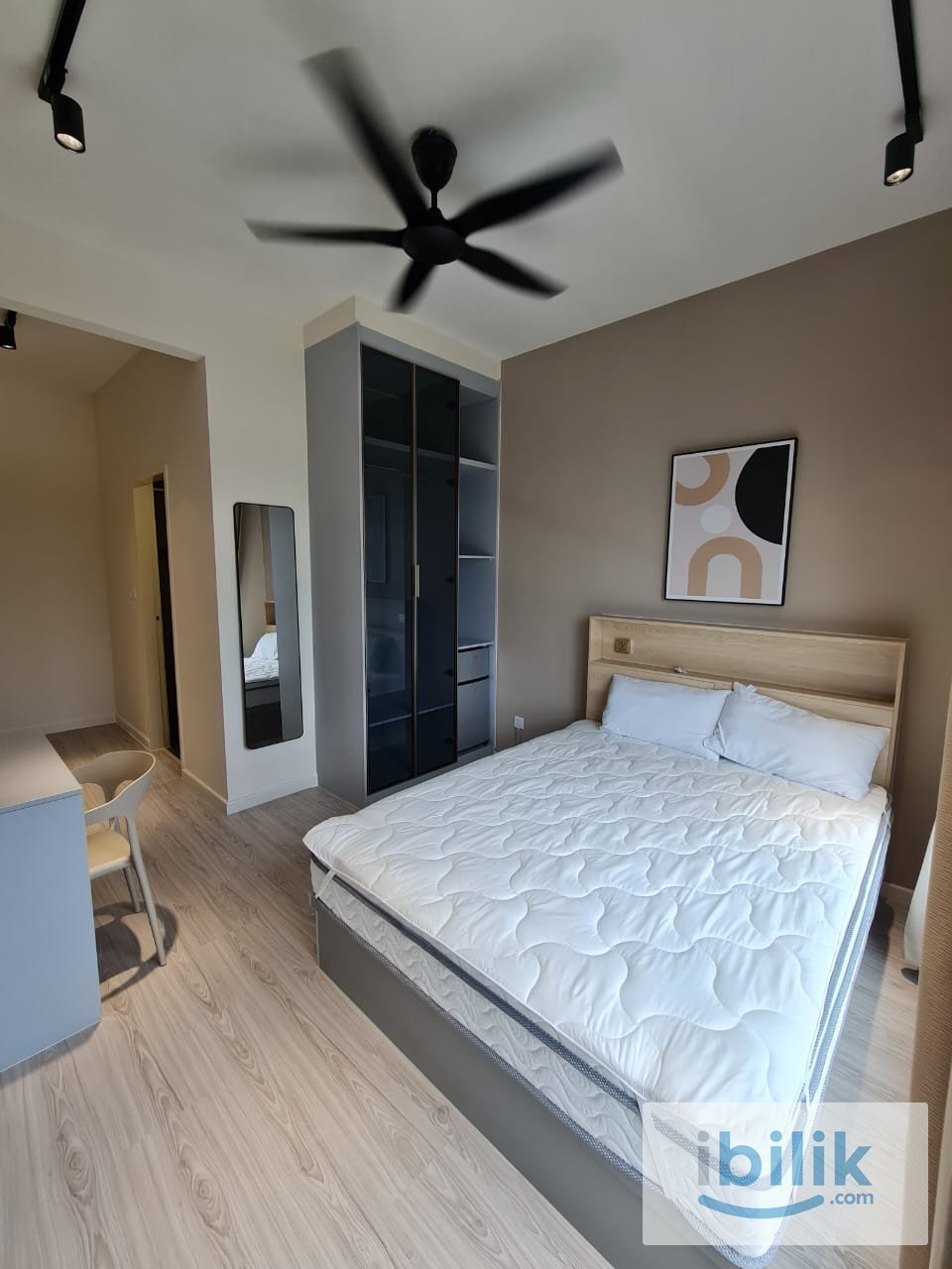 Zero Deposit Female Masteroom Available At Meta Residence, Seri Kembangan - Image 2