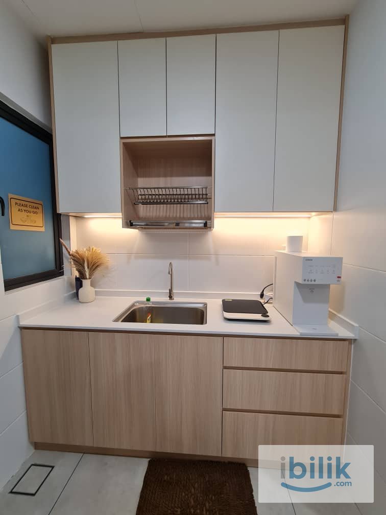 Middle Room With Low Deposit at Meta Residence, Seri Kembangan  - Image 6