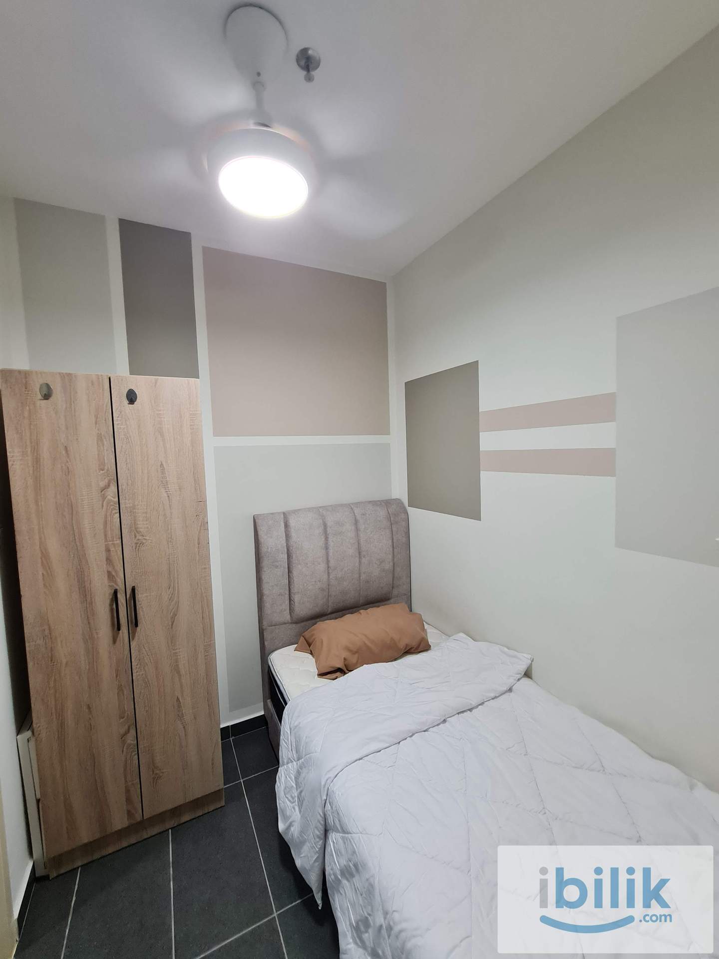 Single Room With Low Deposit at Meta Residence, Seri Kembangan  - Image 5