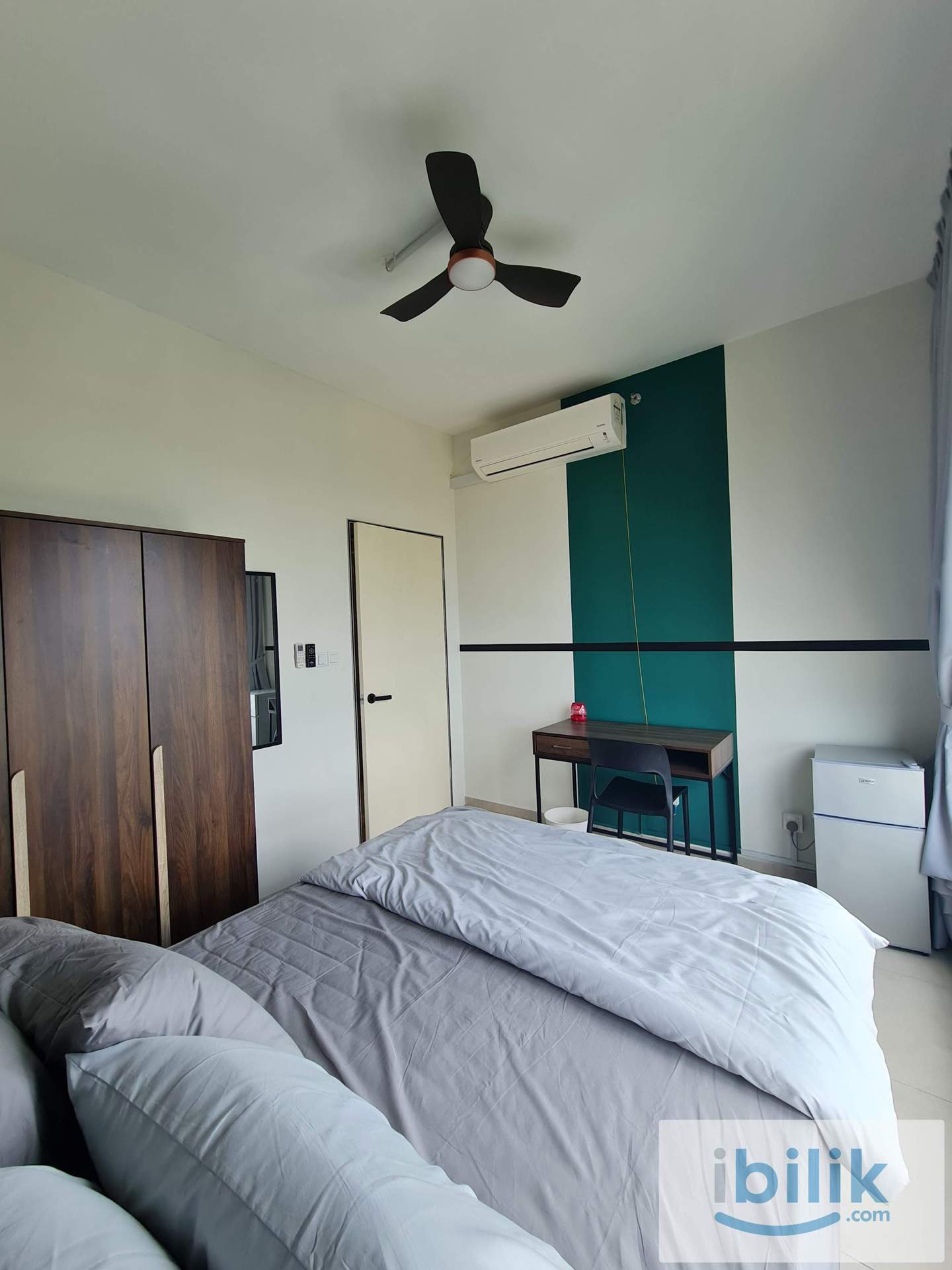 Male Unit Middle Room Unblocking View  - Image 3