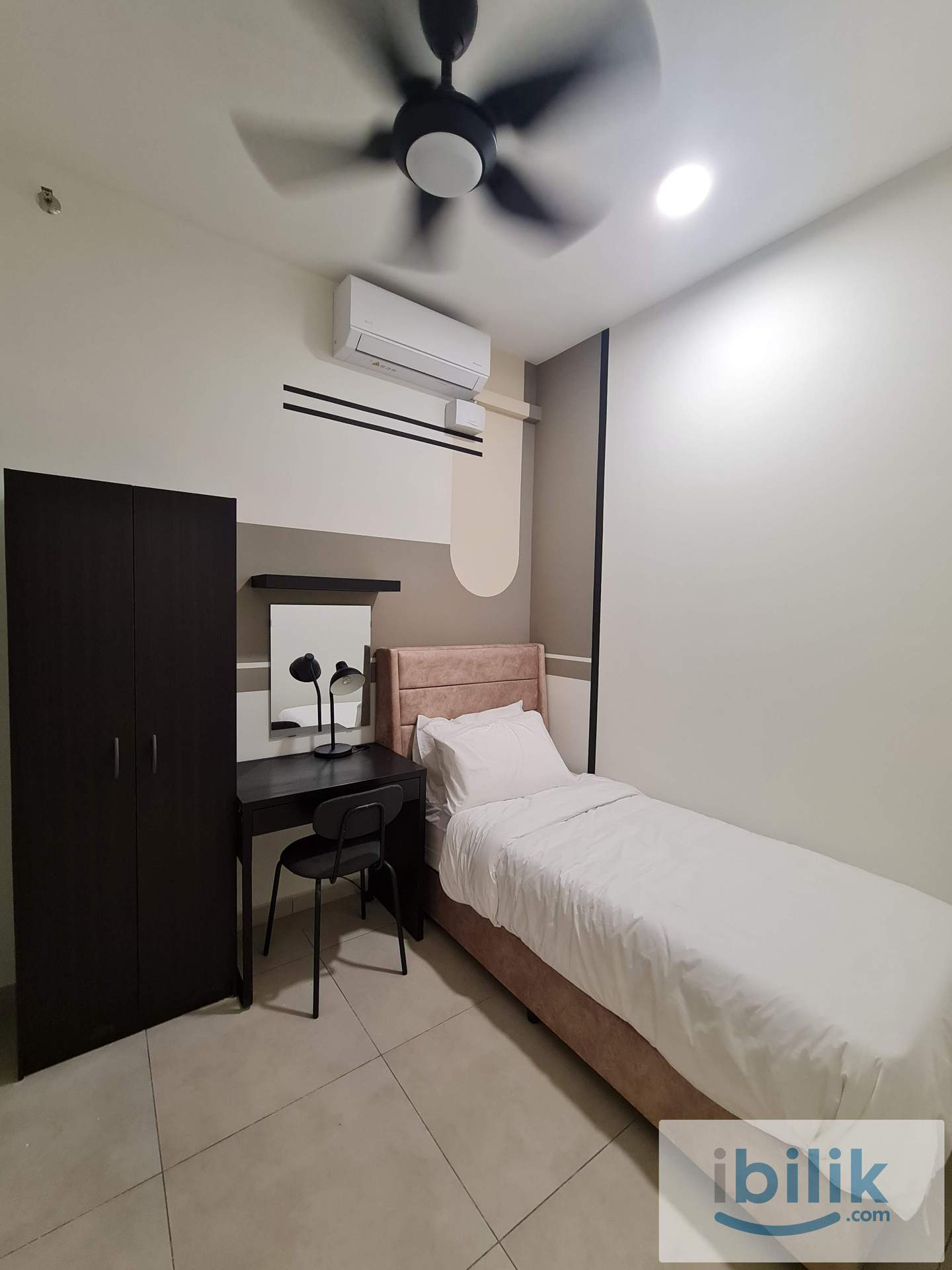 Single Room With Space Suitable For Student/Budget Tenant  - Image 1