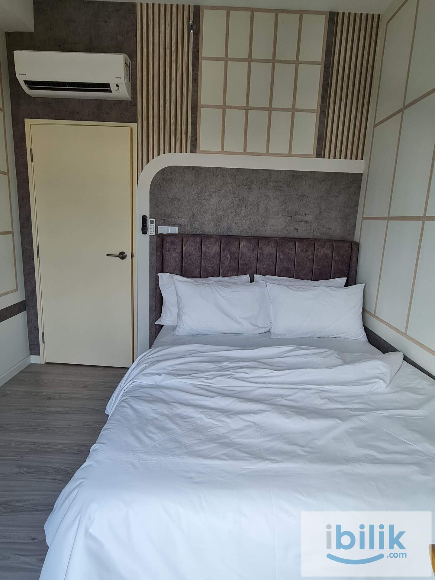 ID Design With Nice View Middle Room At Meta Residence, Seri Kembangan  - Image 1