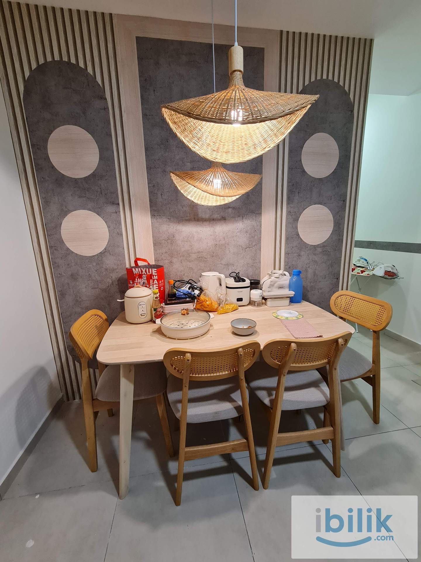 ID Design With Nice View Middle Room At Meta Residence, Seri Kembangan  - Image 5