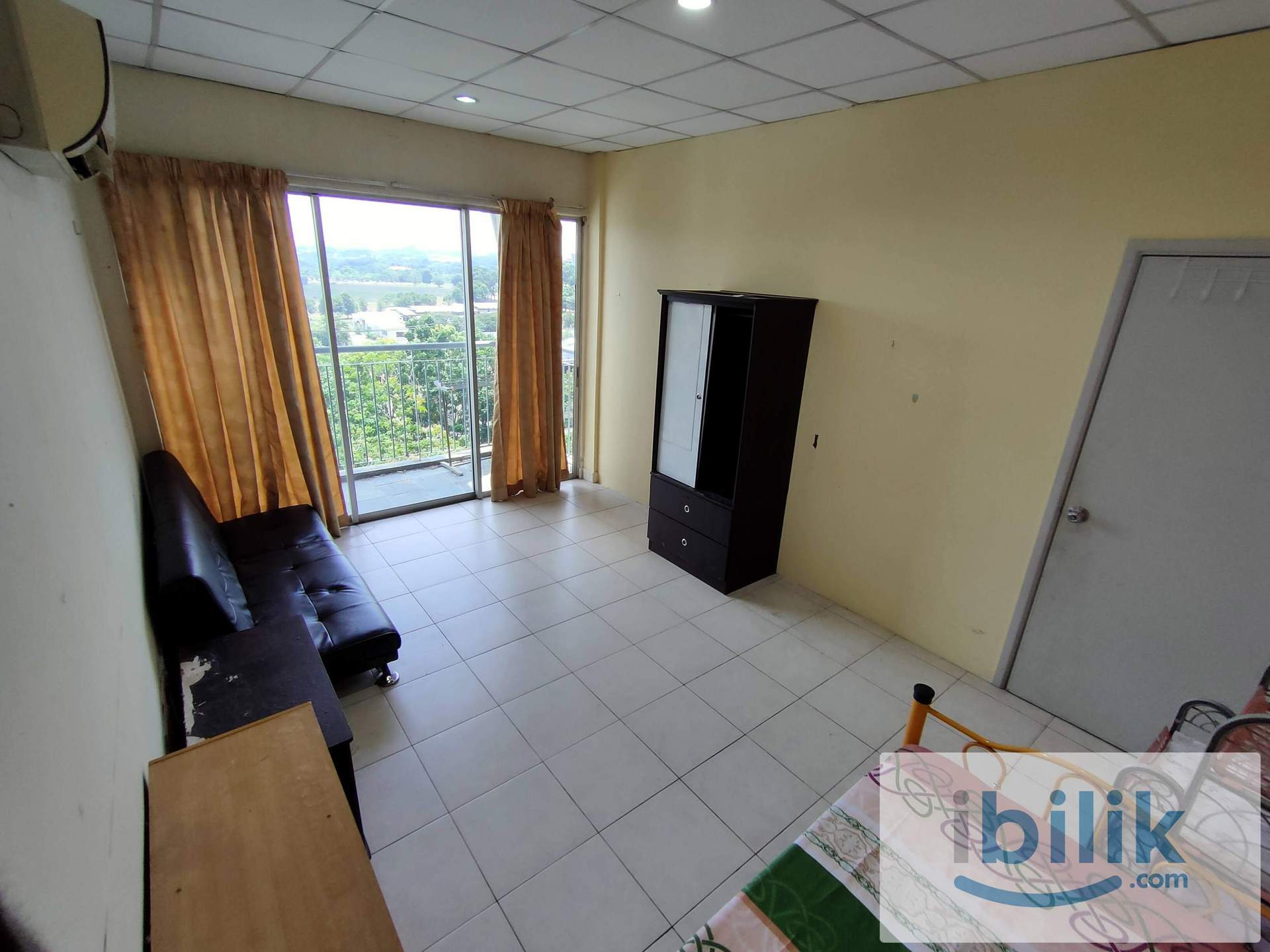 Cyberia Smarthome.  Furnished NONsharing Large Master Room Airconditioned. - Image 10