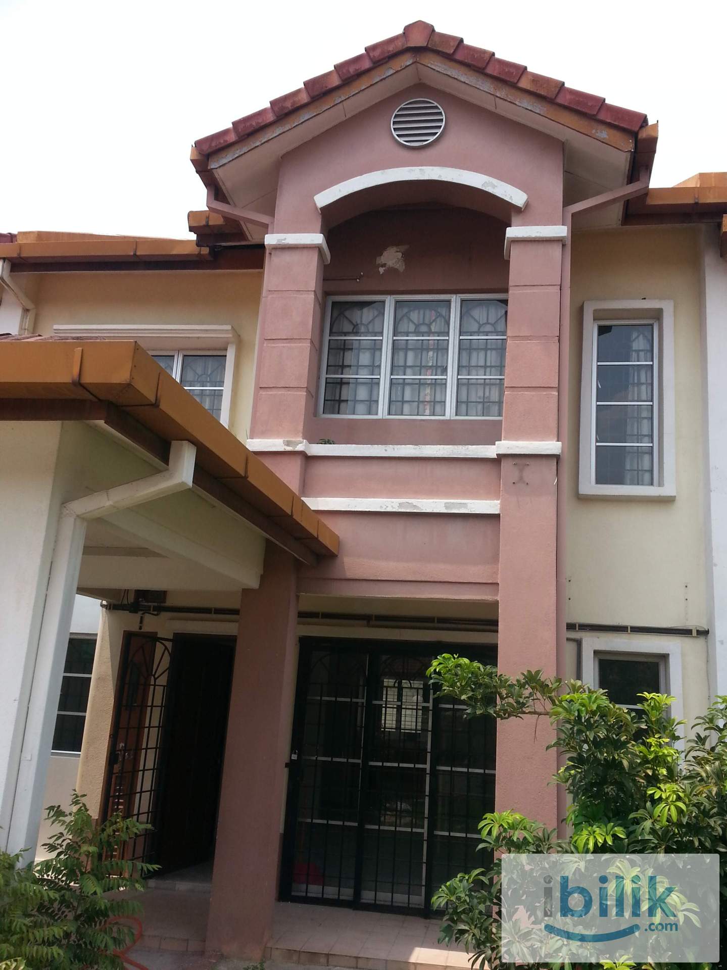 Mid Size Bedroom @ Putra Height (Section 2) - Image 5