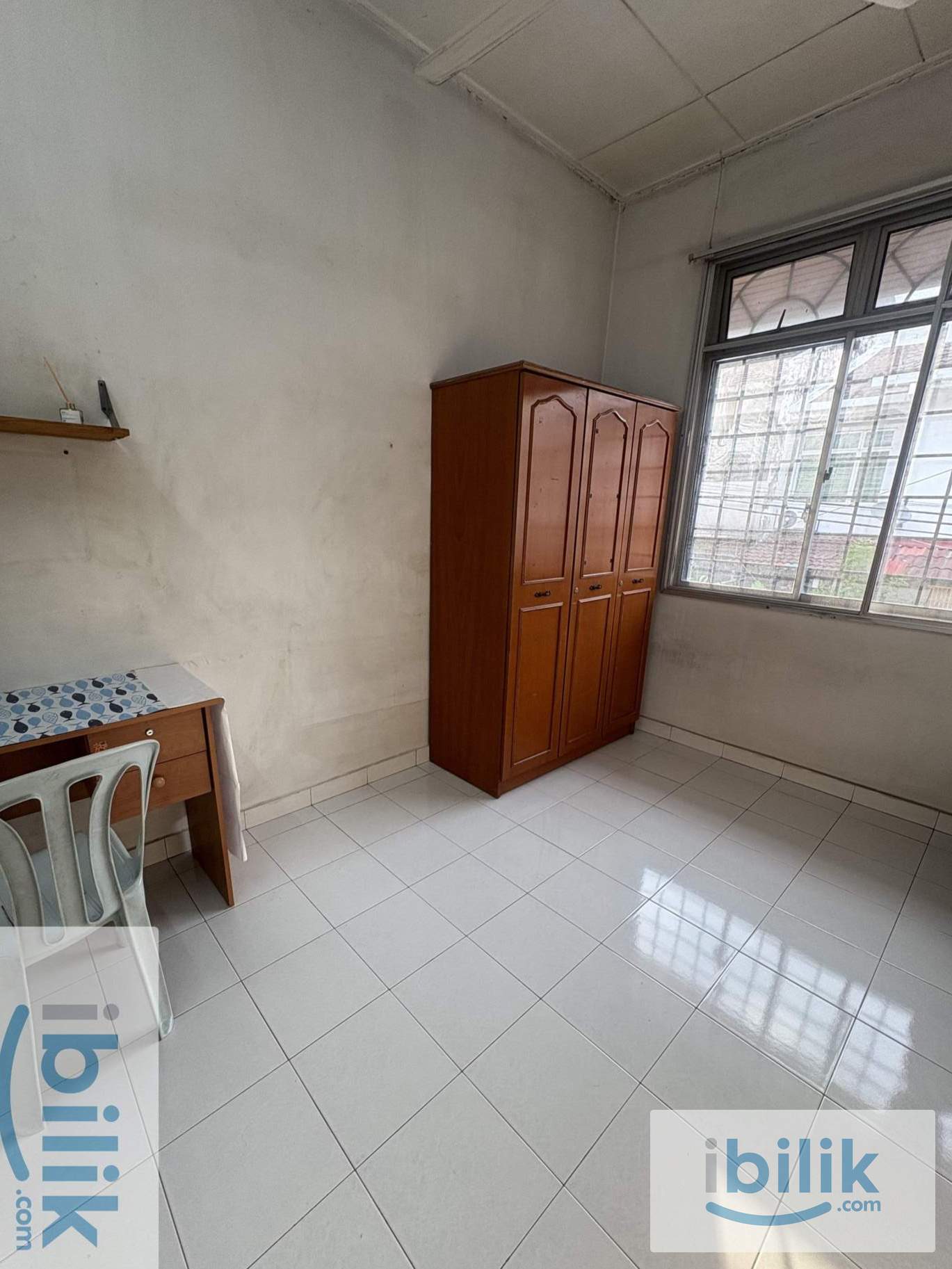 Small room for rent in PJ - Image 1