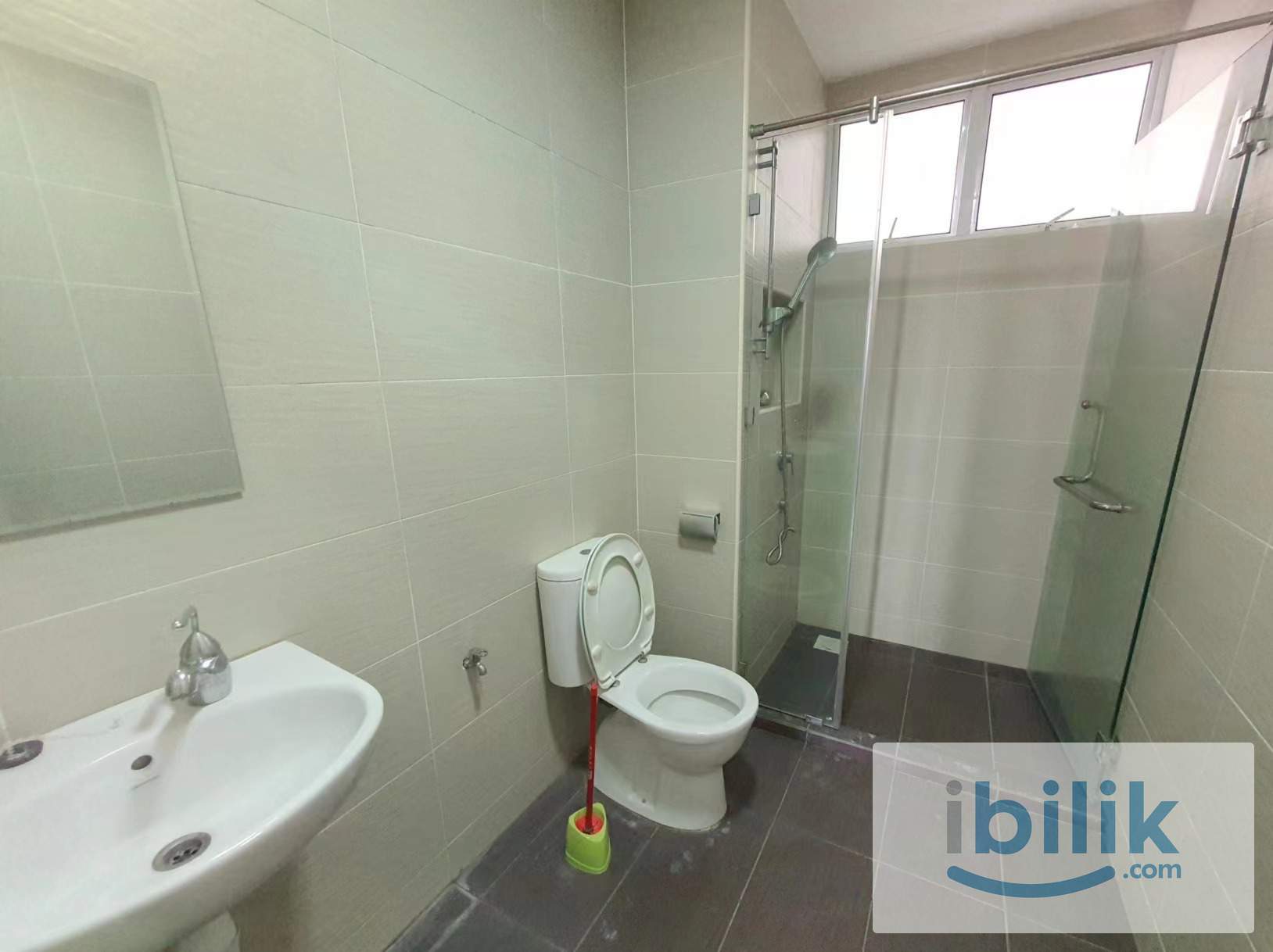Middle room at 288 Residences - Image 2