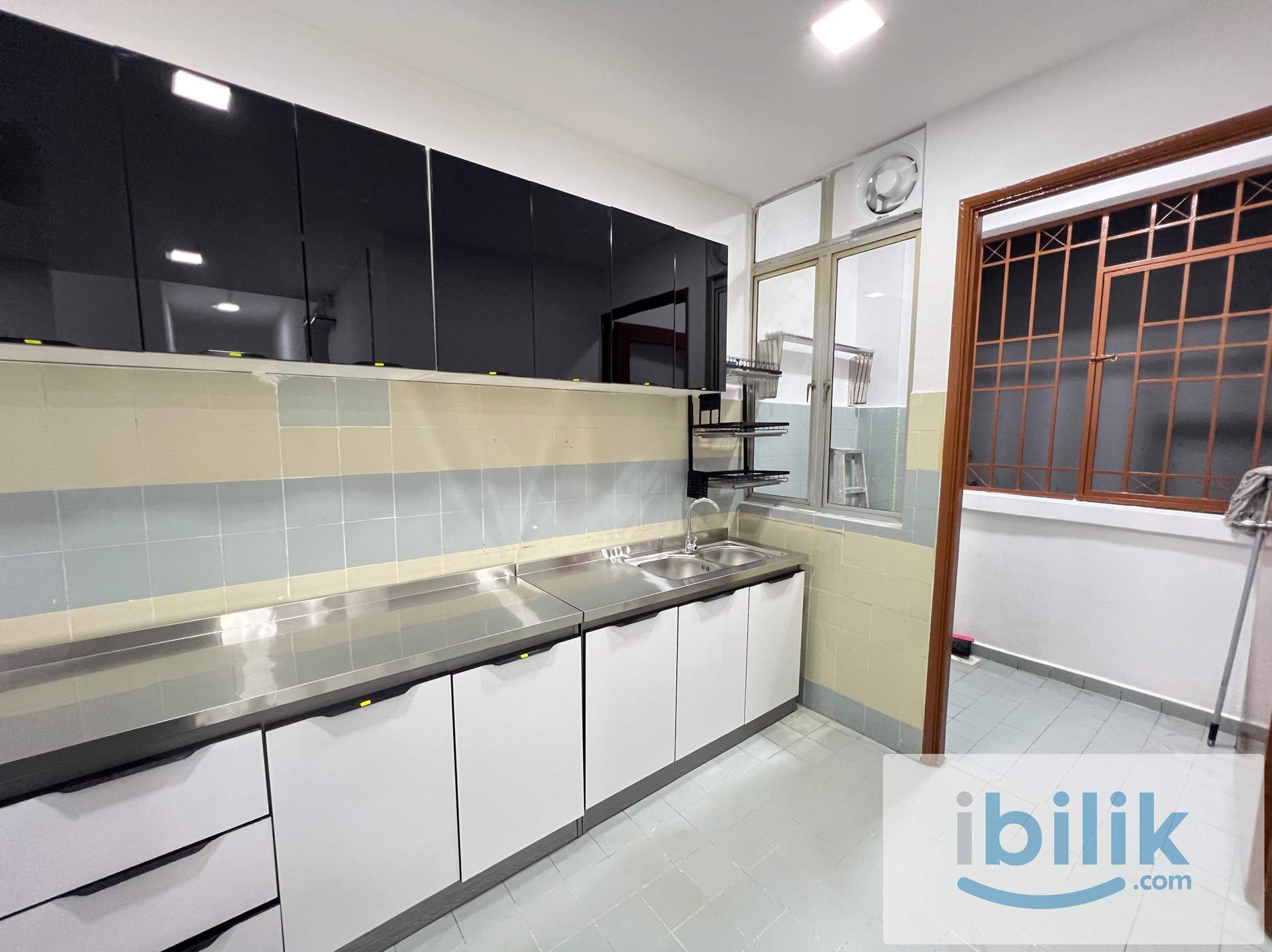 Newly Renovated Fully Furnished Bedroom at Bukit OUG Condo, Bukit Jalil Awan Besar LRT Station - Image 4