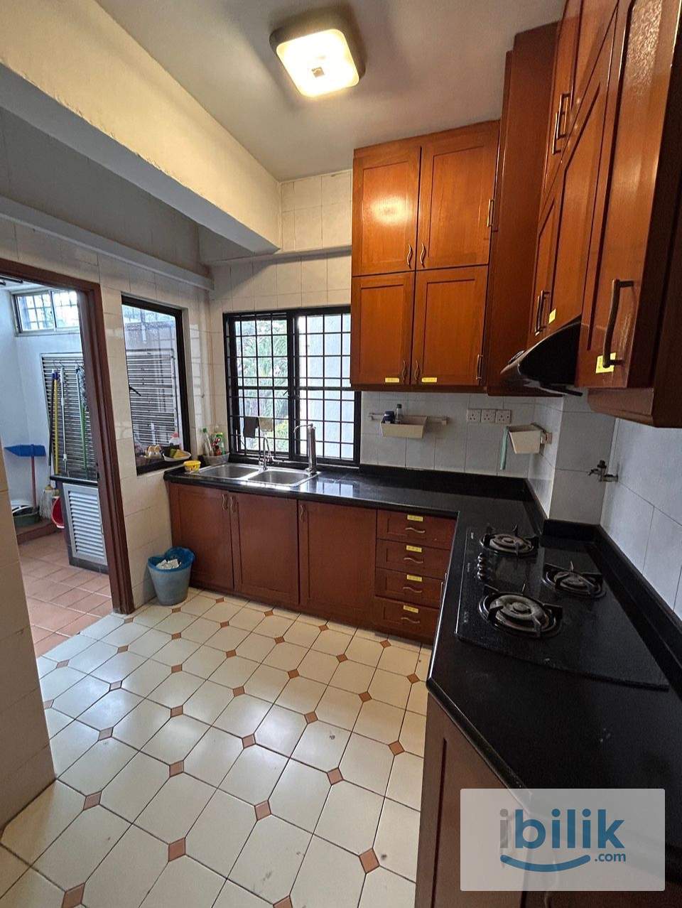 Master Room at Tiara Faber, Taman Desa - Image 2