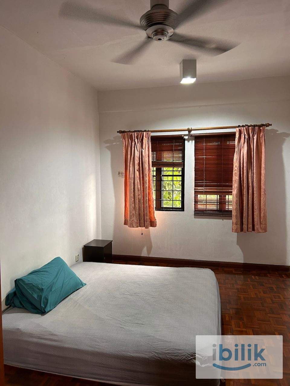 Master Room at Tiara Faber, Taman Desa - Image 5