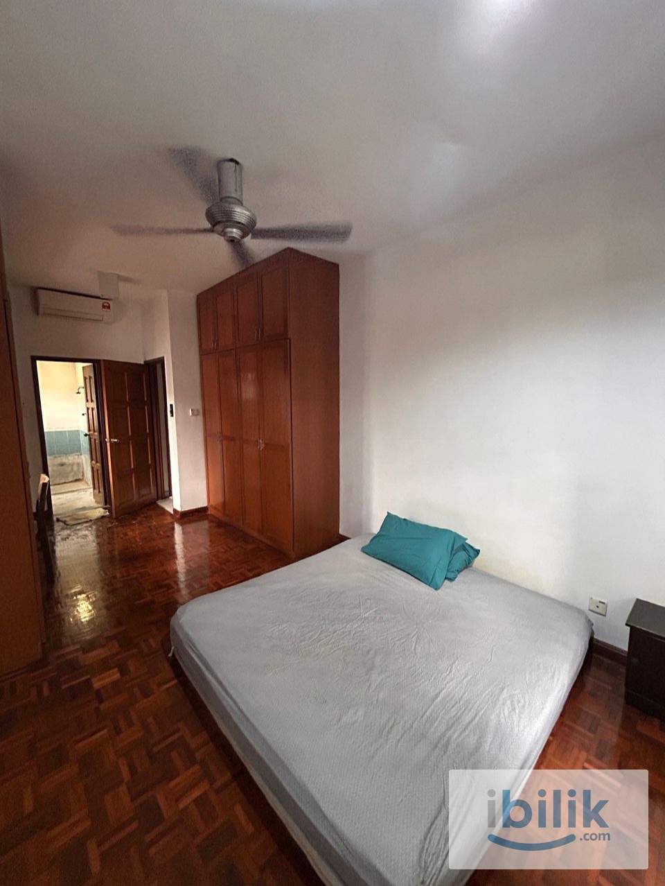 Master Room at Tiara Faber, Taman Desa - Image 7