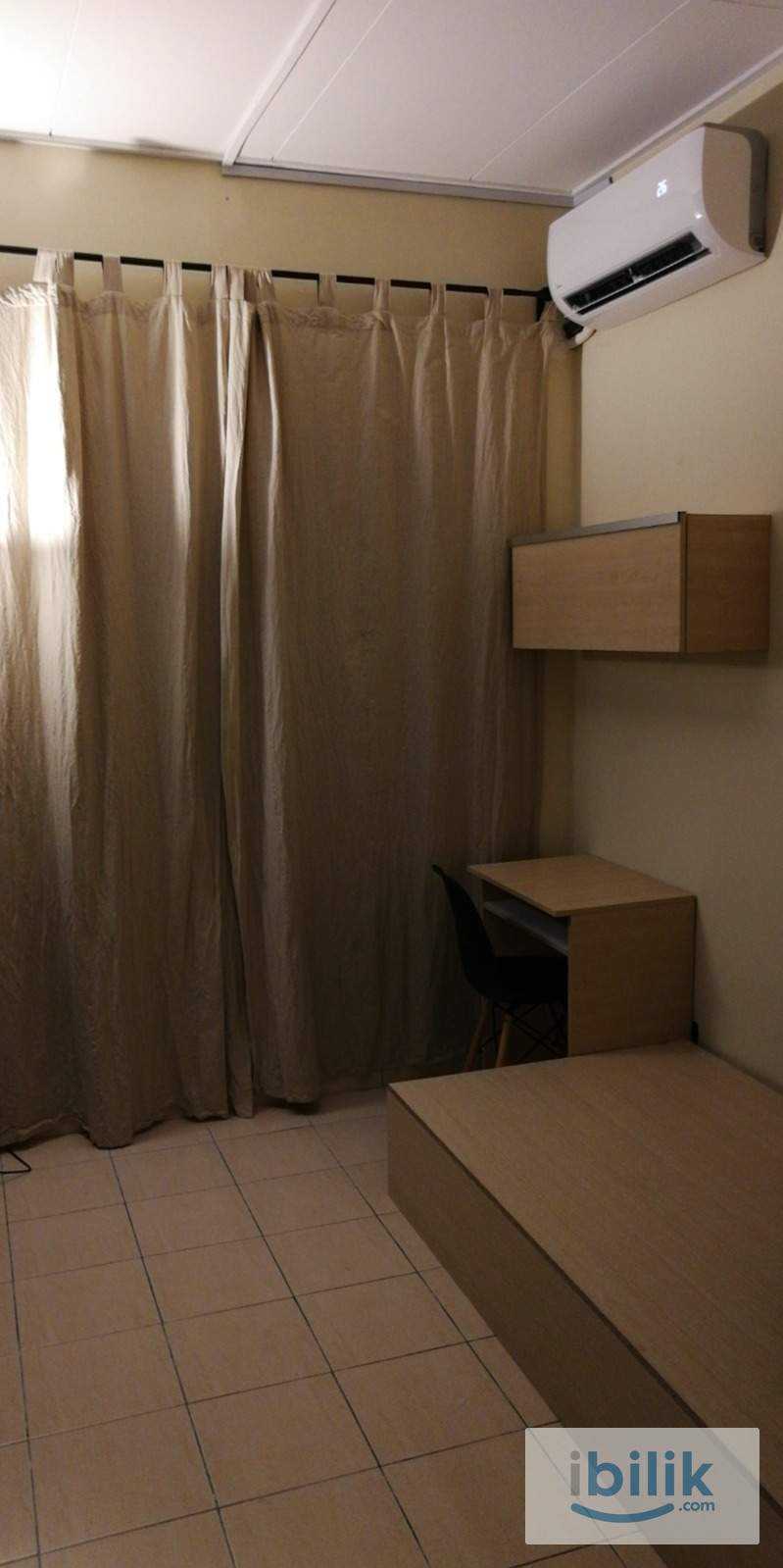 Middle room in klang utama - Image 3