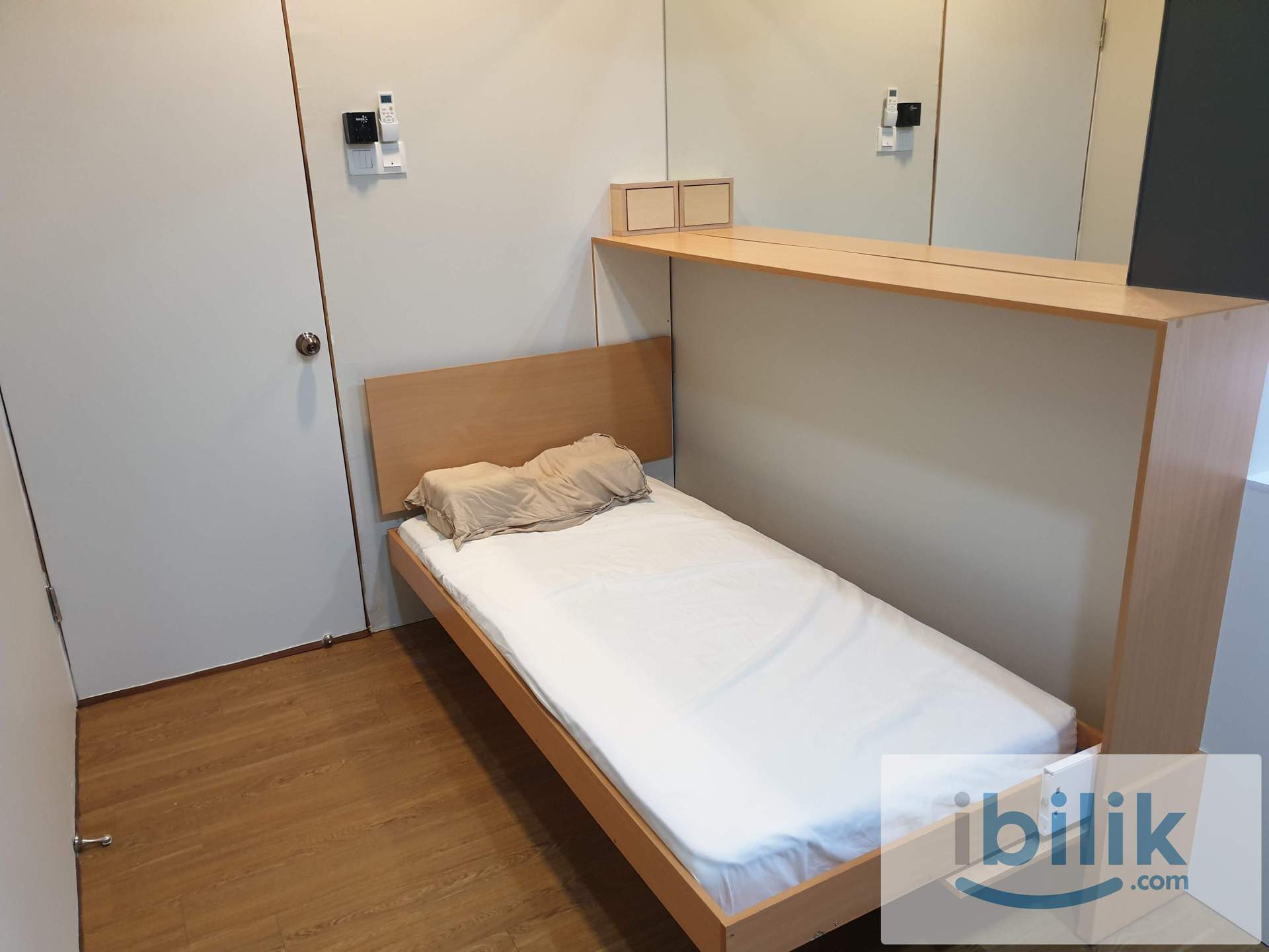 Pelangi Point Shop Apartment off Jalan Meru - Image 9