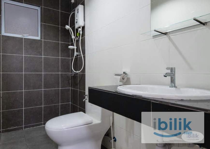 Sungai Udang Standard Room - Fully Furnished - Image 3