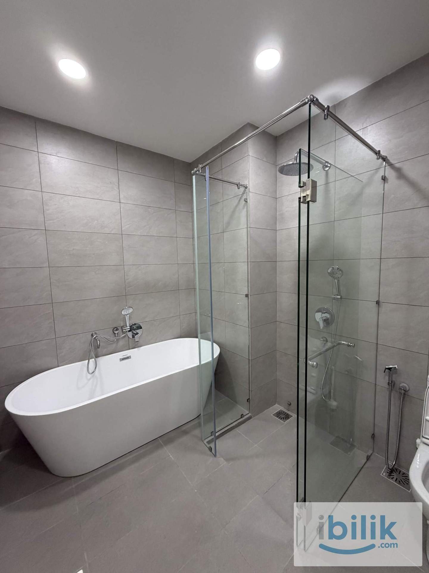 Brand New Dorsett Waterfront Residence Subang Jaya (1Bedroom 1Bathroom Semi Furnish) - Image 6