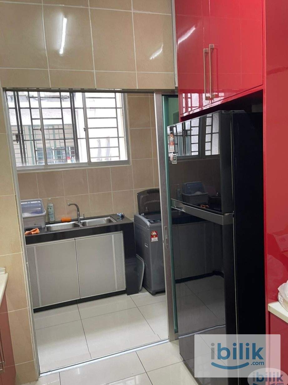 Master Bedroon private bathroom oug parklane - Image 1