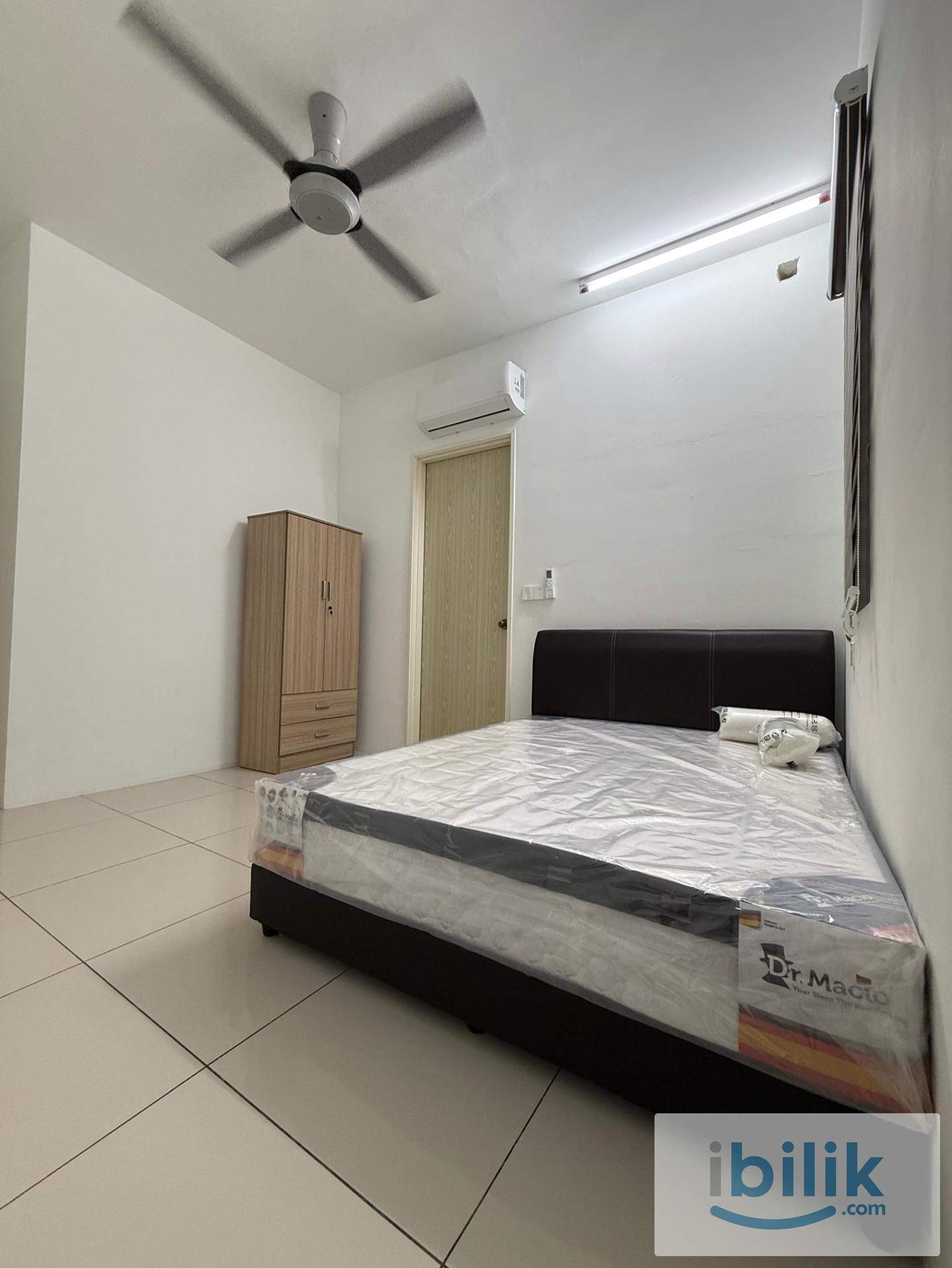 Middle room for rent @The Clovers with private 🛁bathroom - Image 5