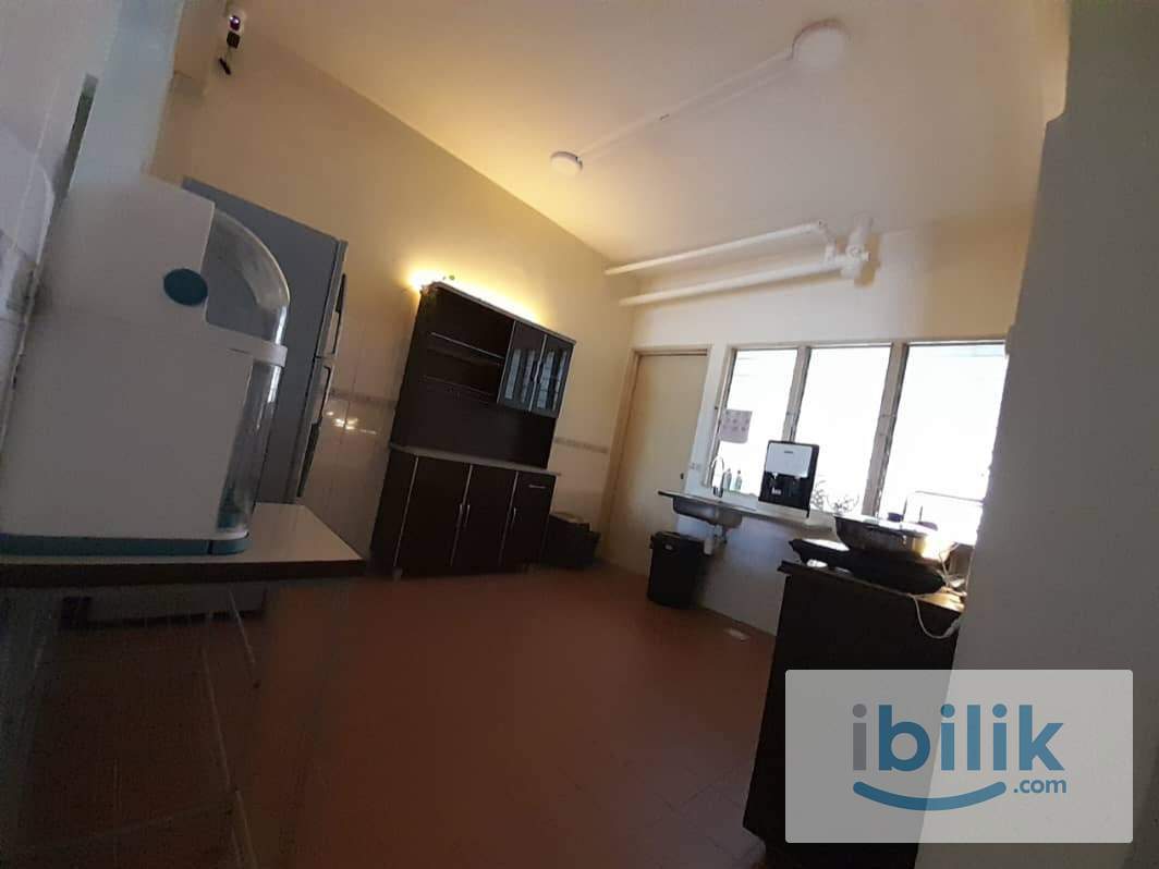 Free WIFI Master Room at Vista Komanwel - Image 2