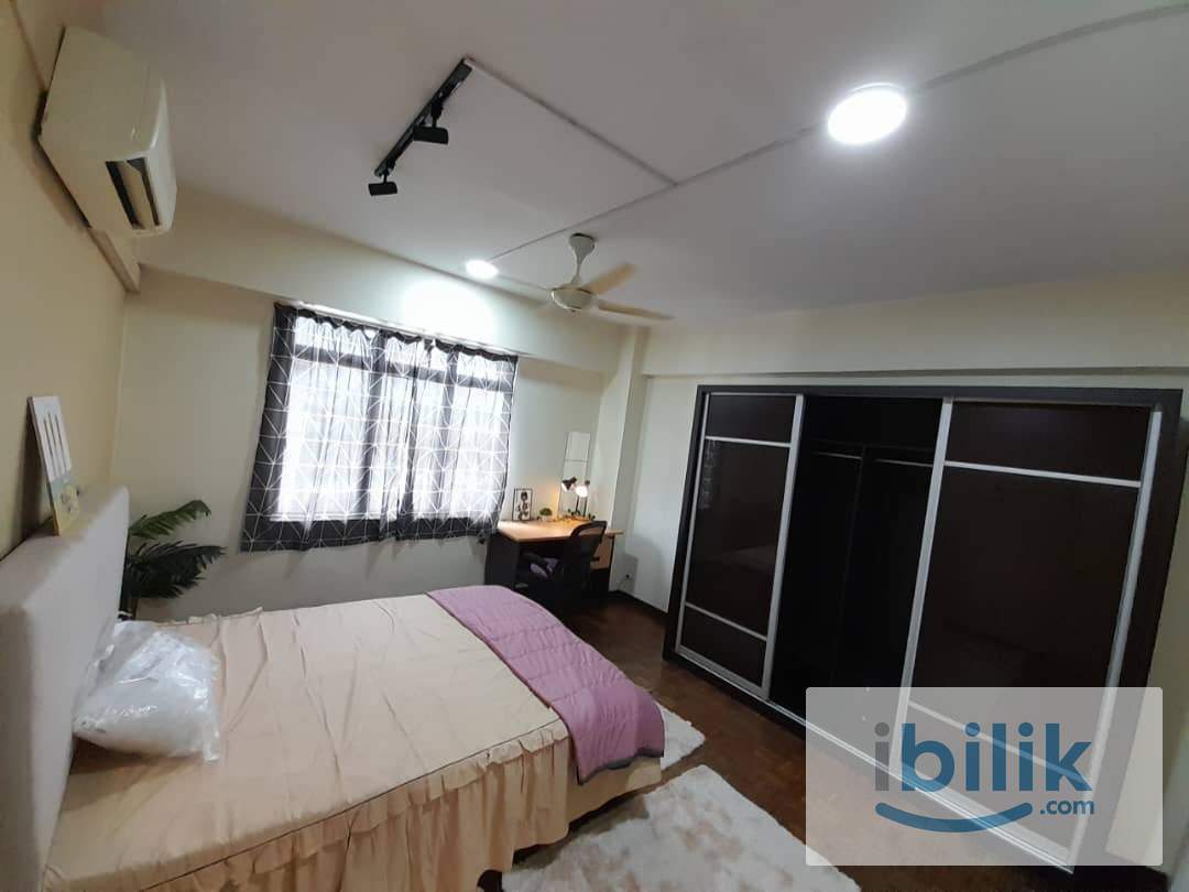 Free WIFI Master Room at Vista Komanwel - Image 1