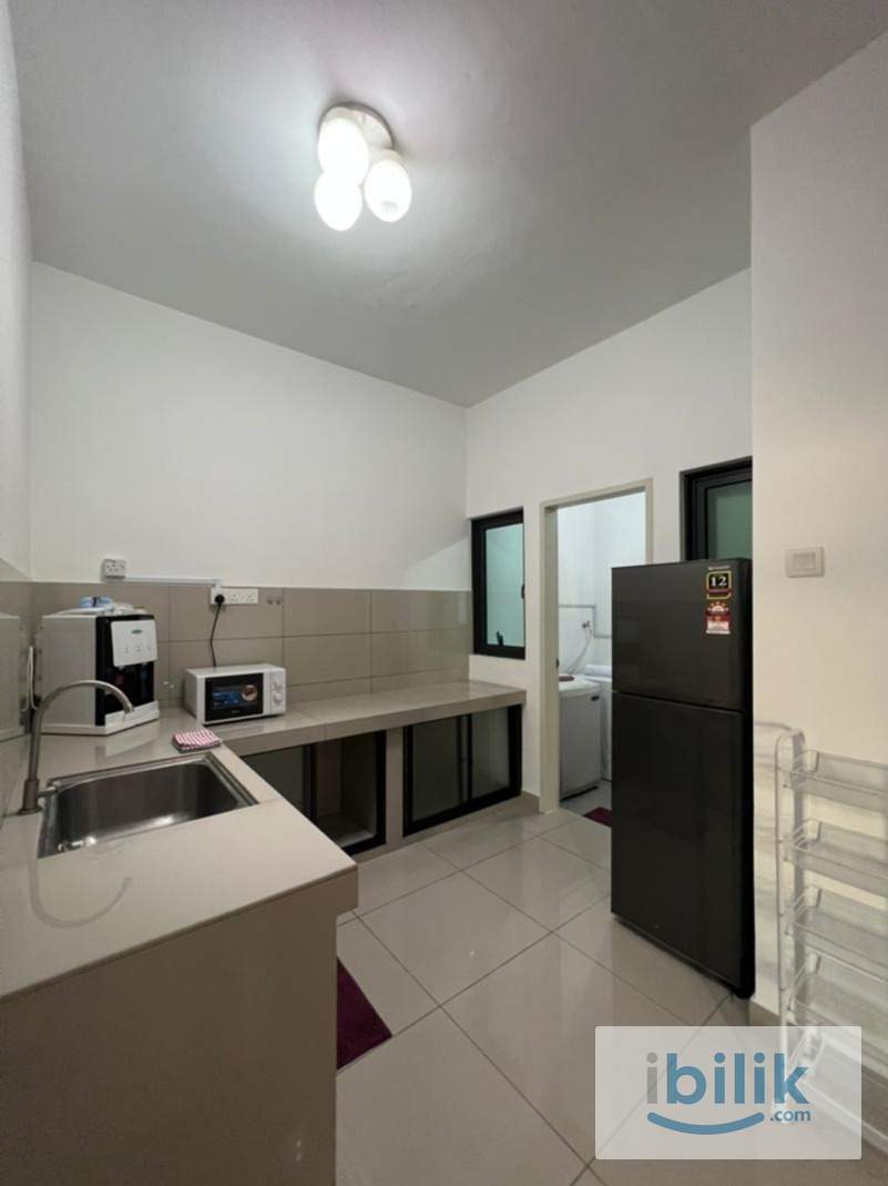 Free WIFI Master Room at Parkhill Residence - Image 2