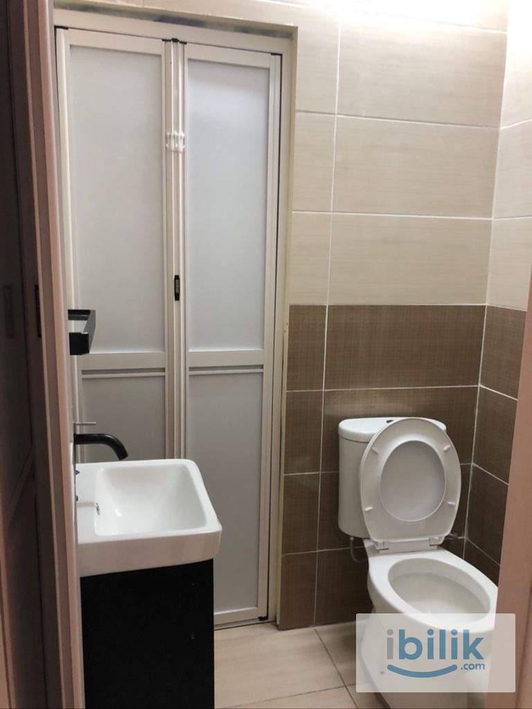 Double Room to let - Image 4