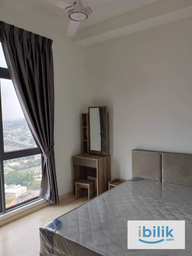 medium room all have included  parking  the henge kepong next aeon - Image 1
