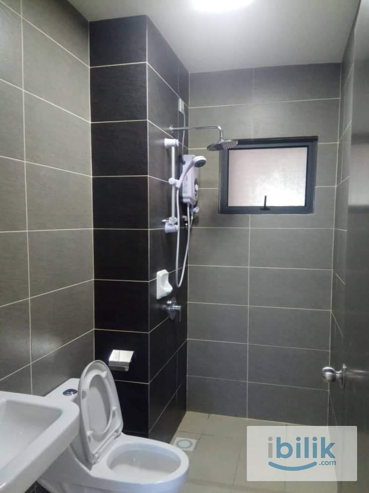 medium room all have included  parking  the henge kepong next aeon - Image 3