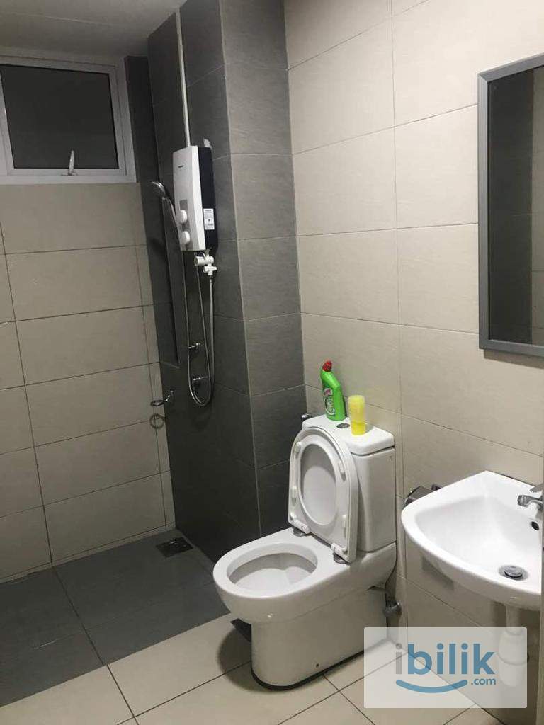 🏡 Cozy Medium Room for Rent @ Penang Garden Ville Condo | Utilities Included - Image 6