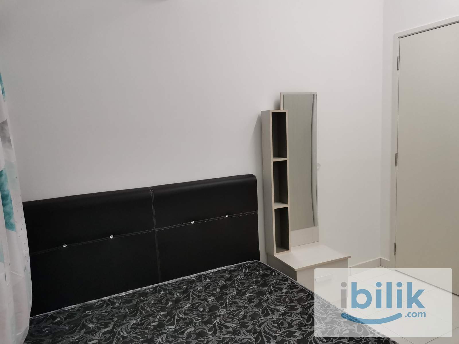 i-Santorini Aircond Fully Furnished Middle Room included utilities Share Bathroom MIX GENDER - Image 7