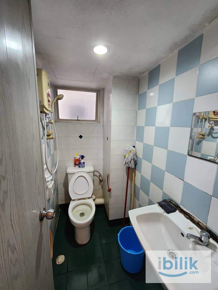 Npark Furnished Master Room Private Bathroom included utilities MIX GENDER - Image 2