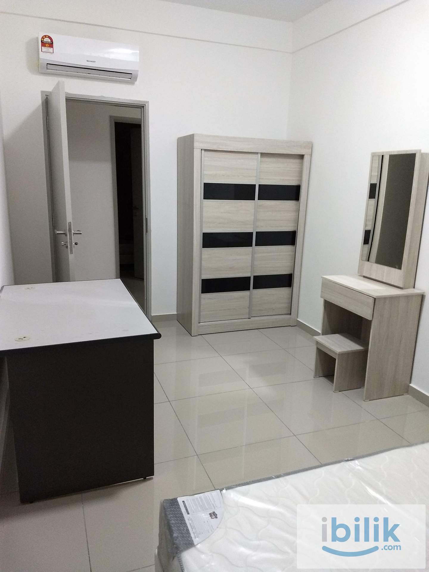 Promenade Aircond furnished Middle Room include utilities Share Bathroom MIX GENDER - Image 1