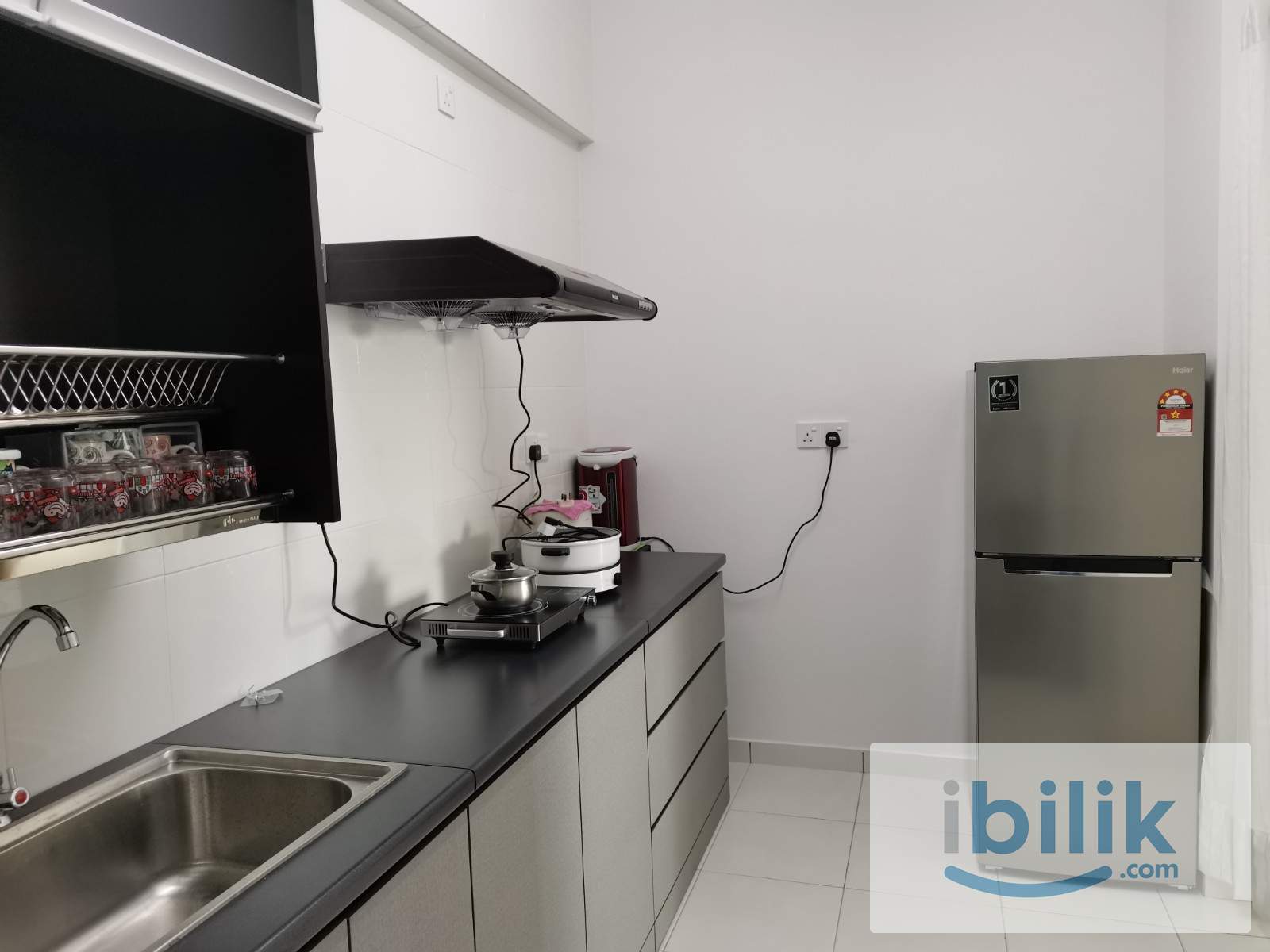 i-Santorini Aircond Furnished Middle Room Share Bathroom included utilities MIX GENDER - Image 5